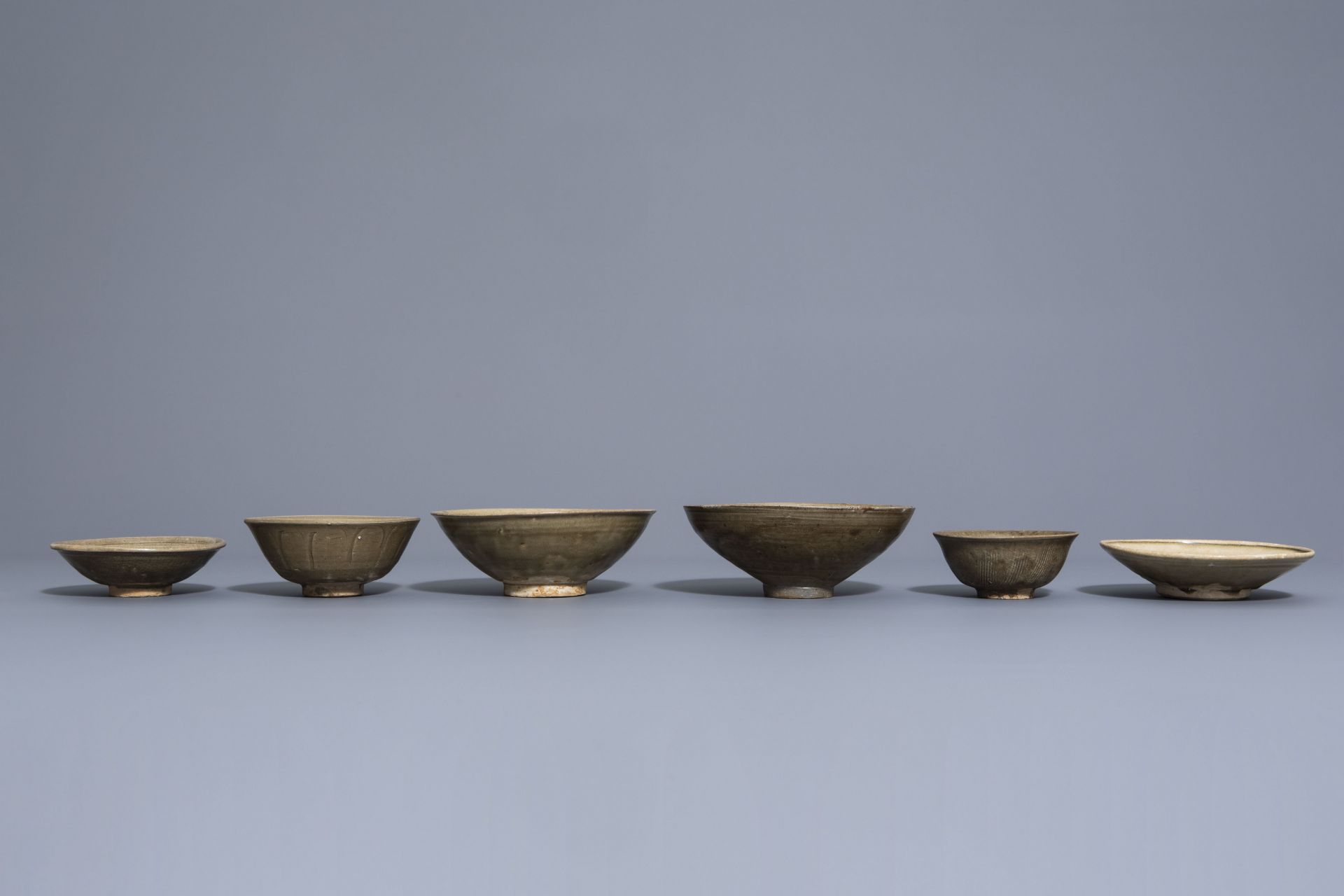 Six Chinese Yaozhou and celadon bowls, Song/Yuan - Bild 11 aus 16