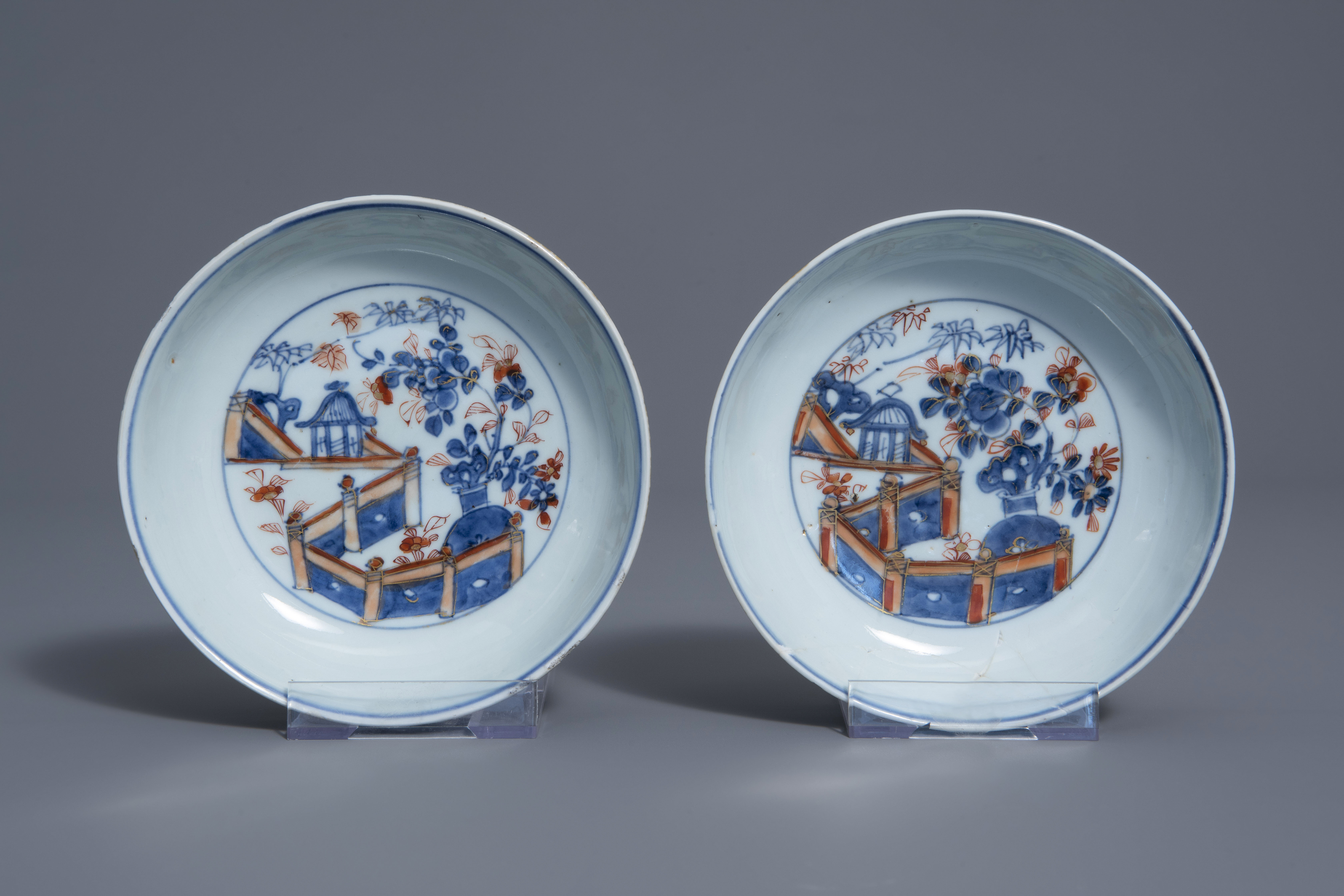 Three Chinese Imari style bowls with floral design, Kangxi - Image 8 of 9