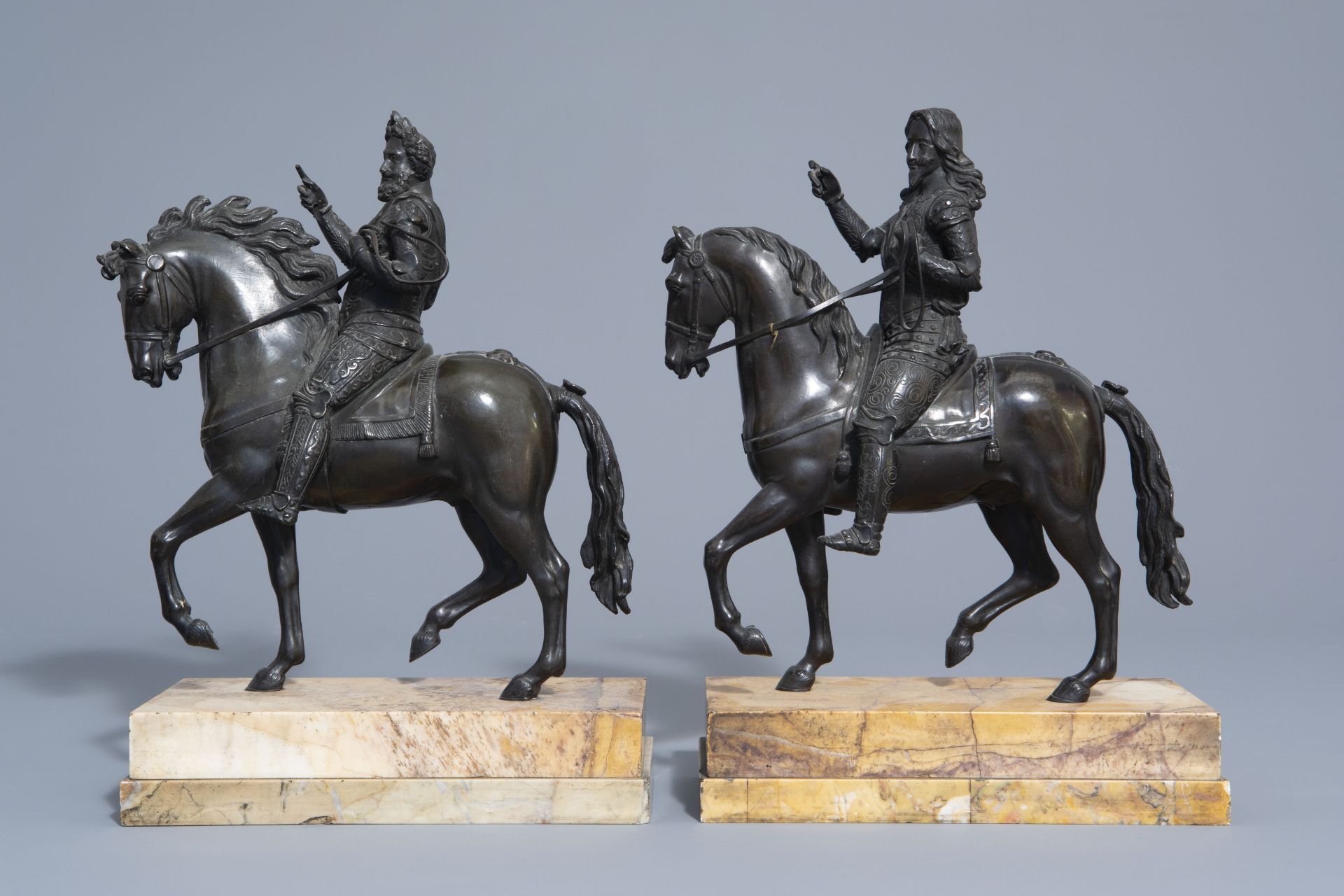 Pair of French regal bronze equestrian statues of Henry IV and Francis I on marble base, 19th C. - Image 2 of 7