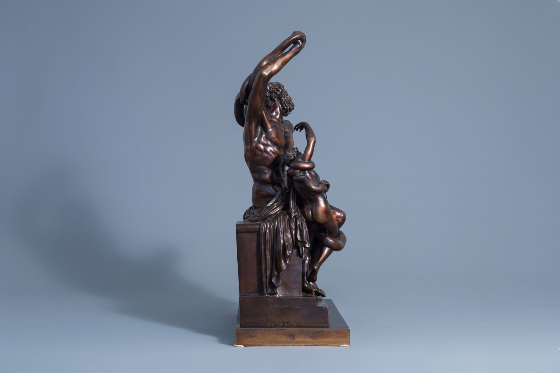 After the antiques: Laocošn and his sons, patinated bronze, France, 19th C. - Image 3 of 9