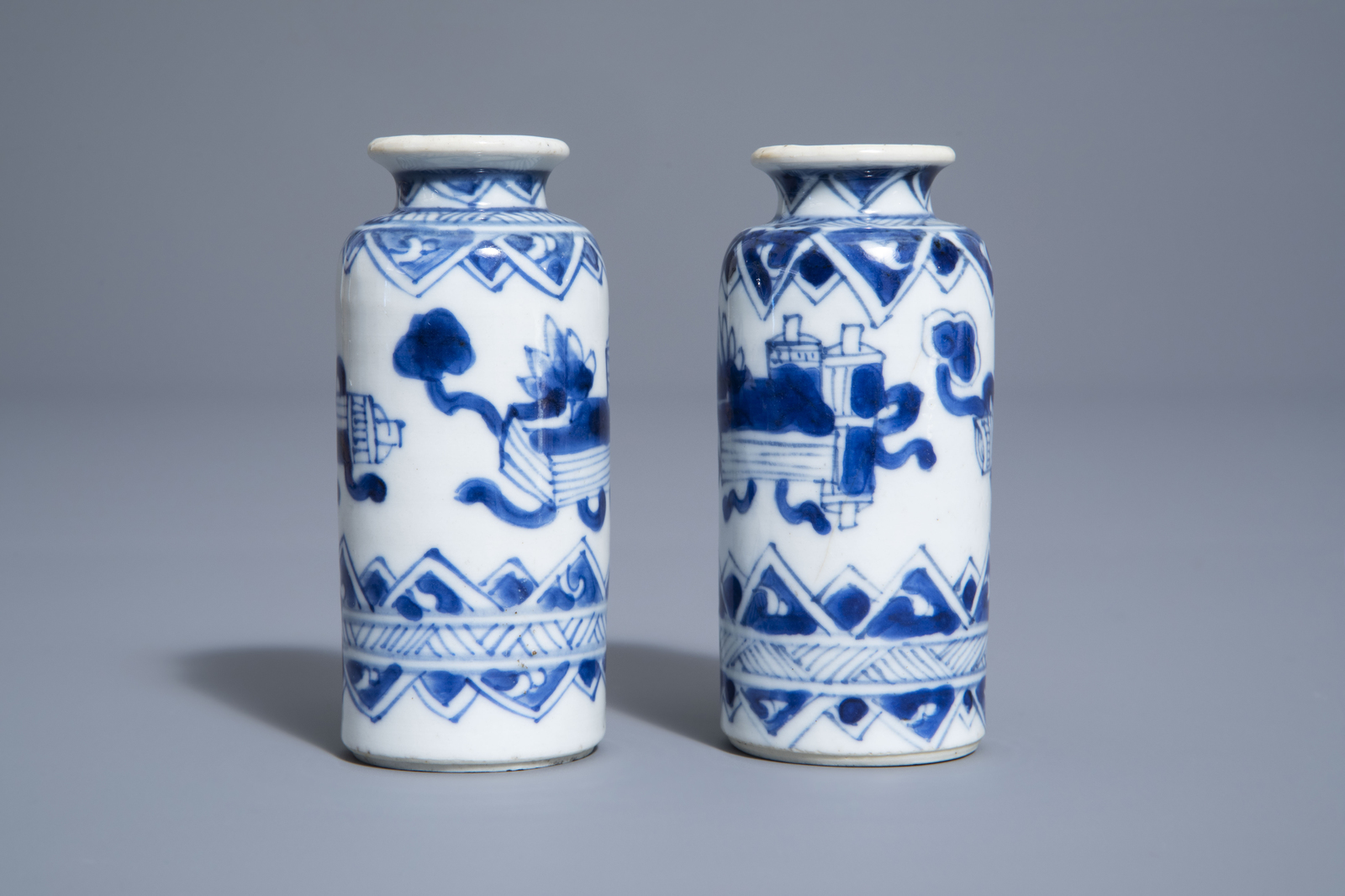 A pair of Chinese blue and white miniature rouleau vases, Kangxi - Image 3 of 7