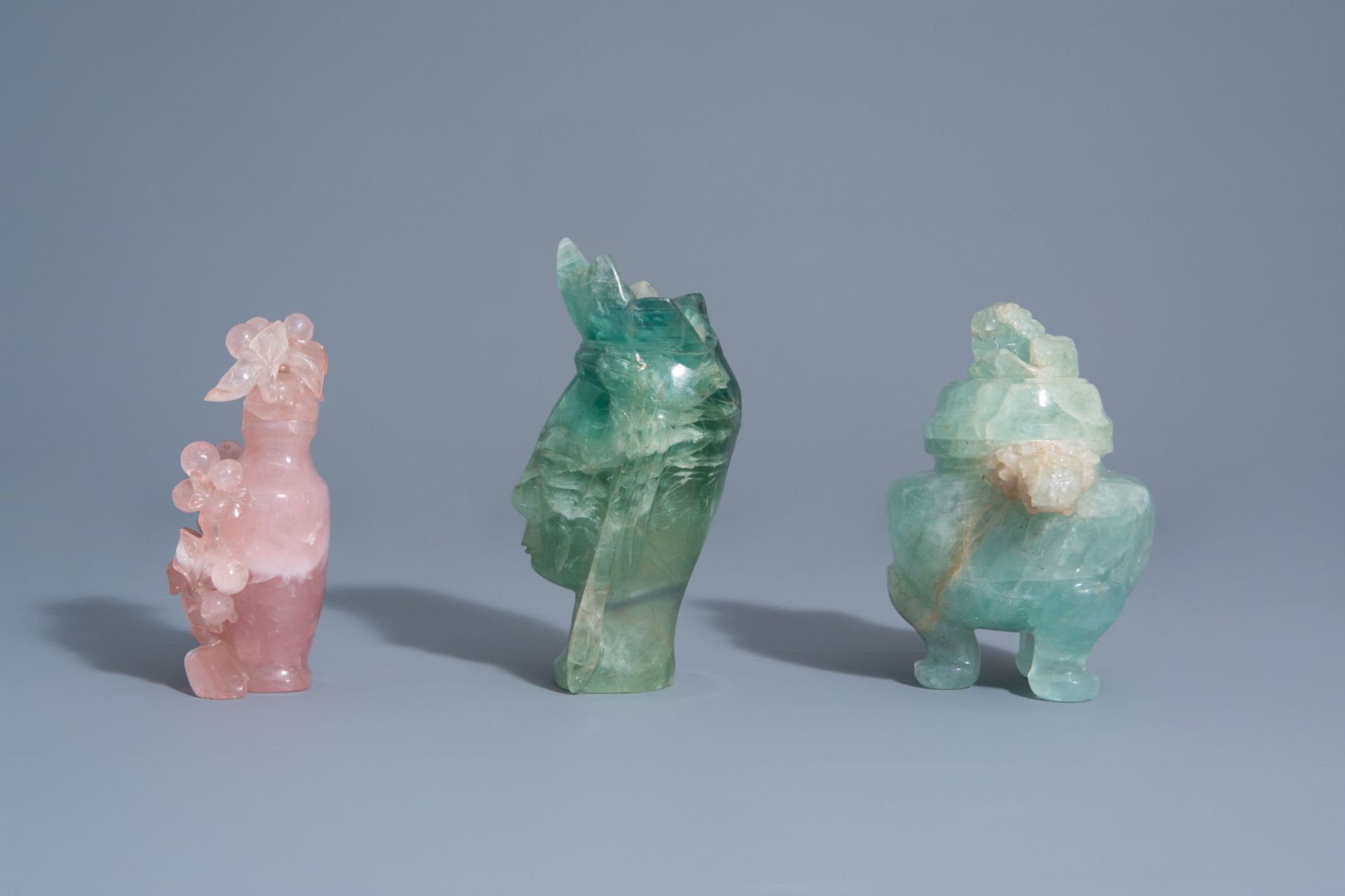 Six Chinese hardstone carvings, 20th C. - Bild 11 aus 13