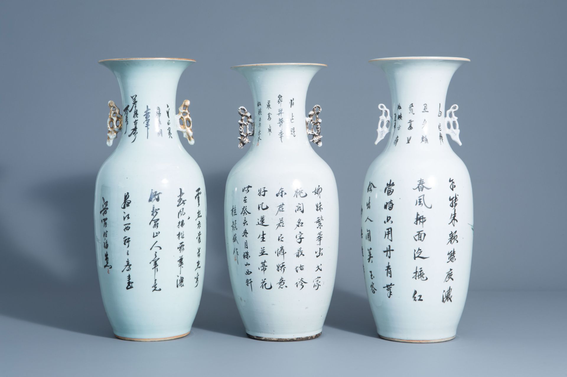 Three Chinese famille rose vases with ladies in a garden, 19th/20th C. - Image 3 of 6
