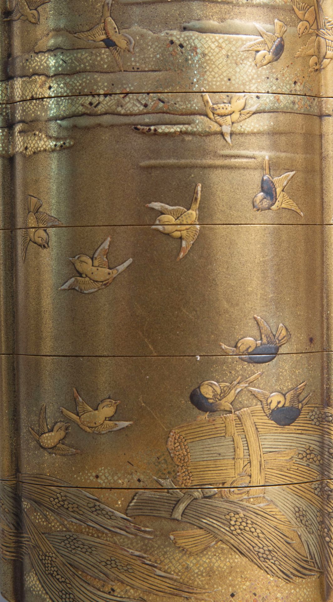 A Japanese lacquer inro with birds, Meiji, 19th C. - Image 11 of 11