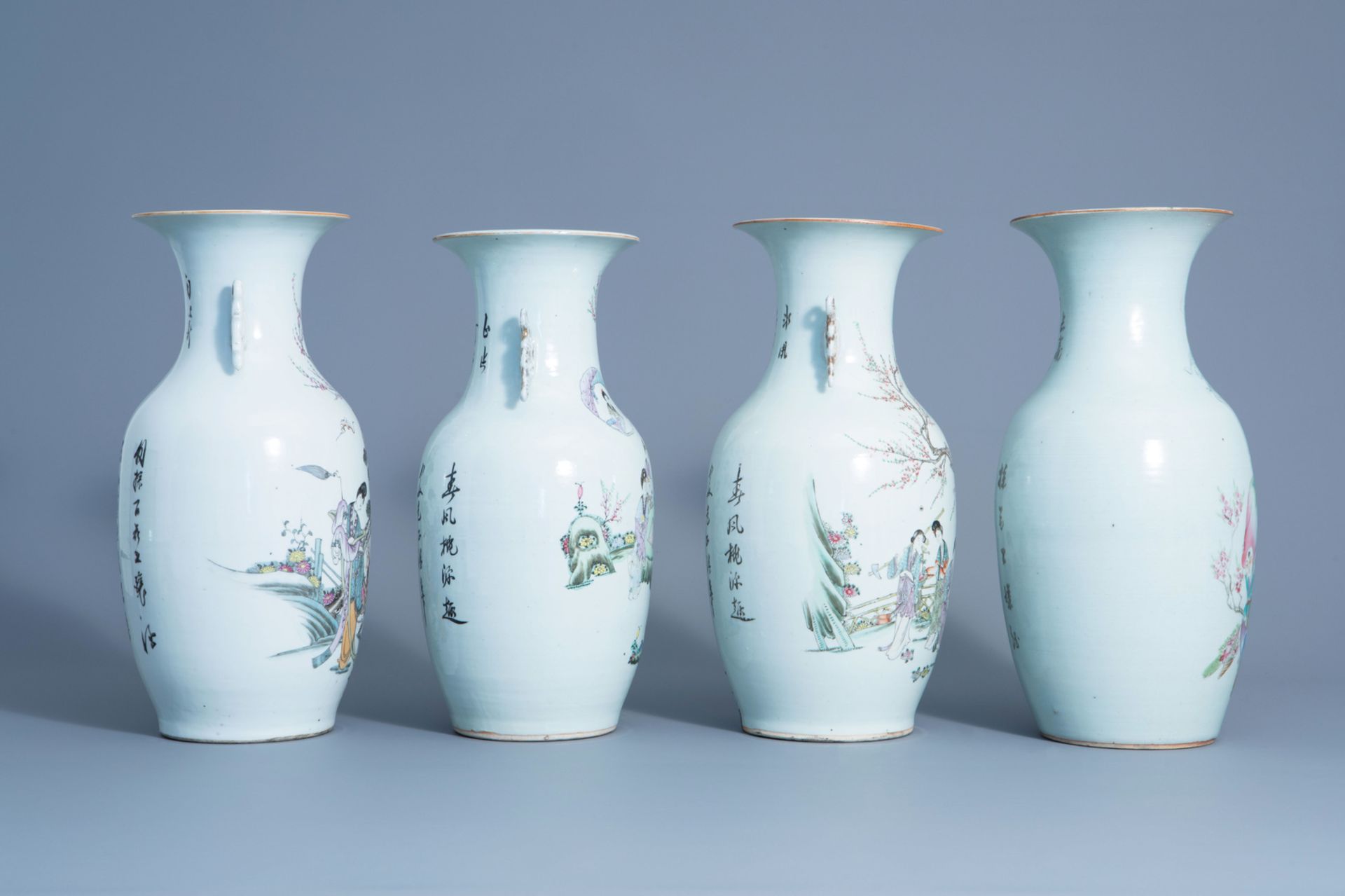 Four various Chinese famille rose vases, 19th/20th C. - Bild 2 aus 6
