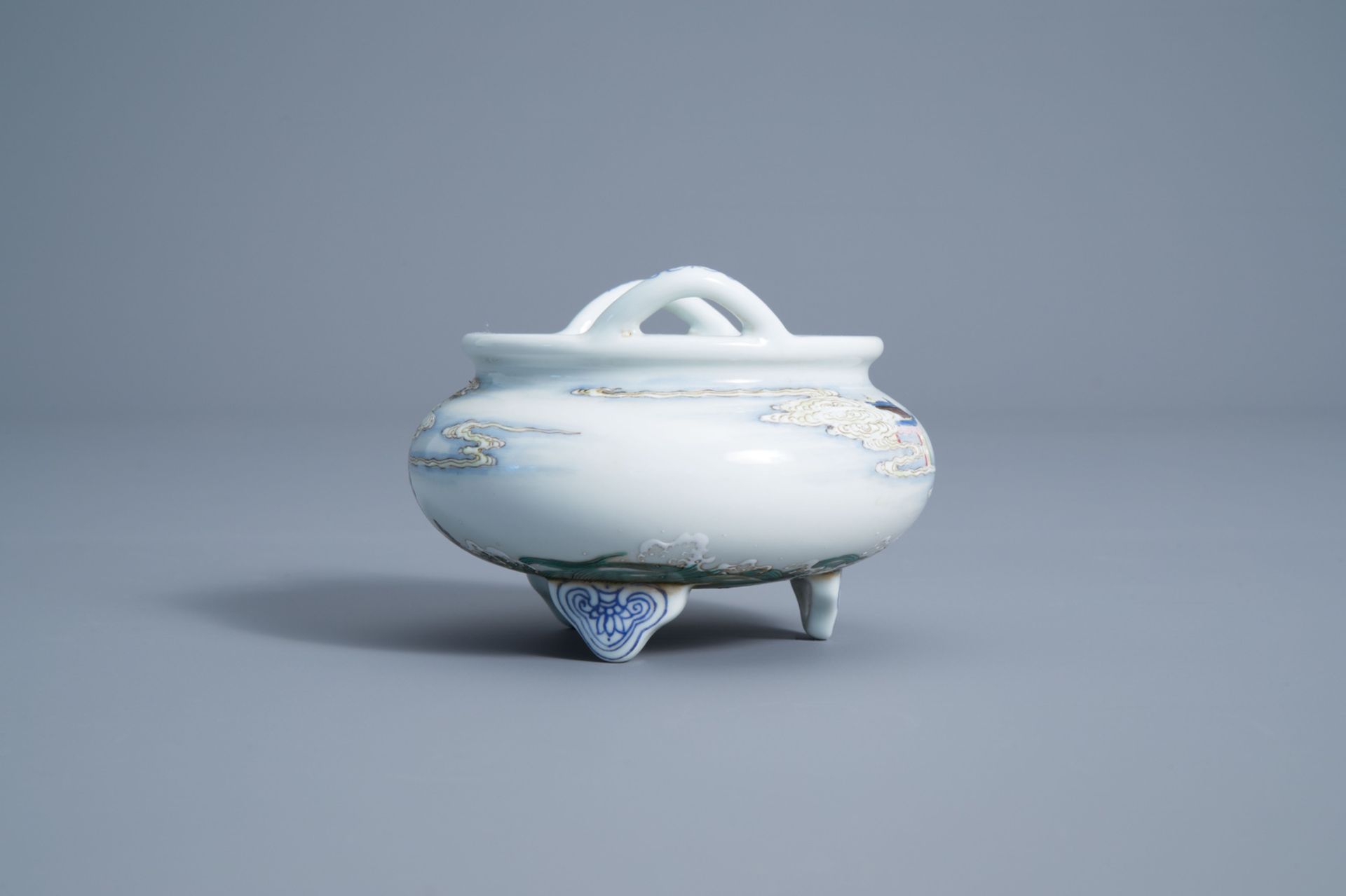 A Chinese famille rose tripod censer, Qianlong mark, 20th C. - Image 3 of 7