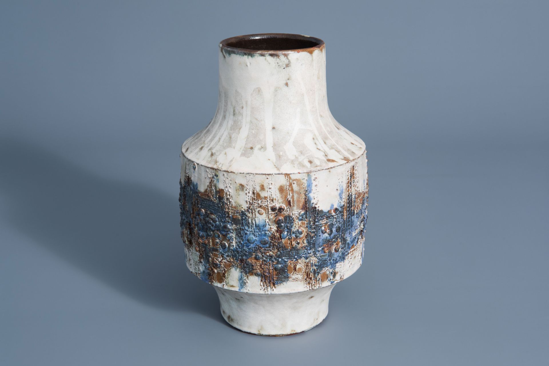 A brutalist pottery vase, Rogier Vandeweghe for Amphora, Belgium, second half of the 20th C.