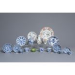 A varied collection of Chinese blue and white and famille rose wares, Kangxi and later