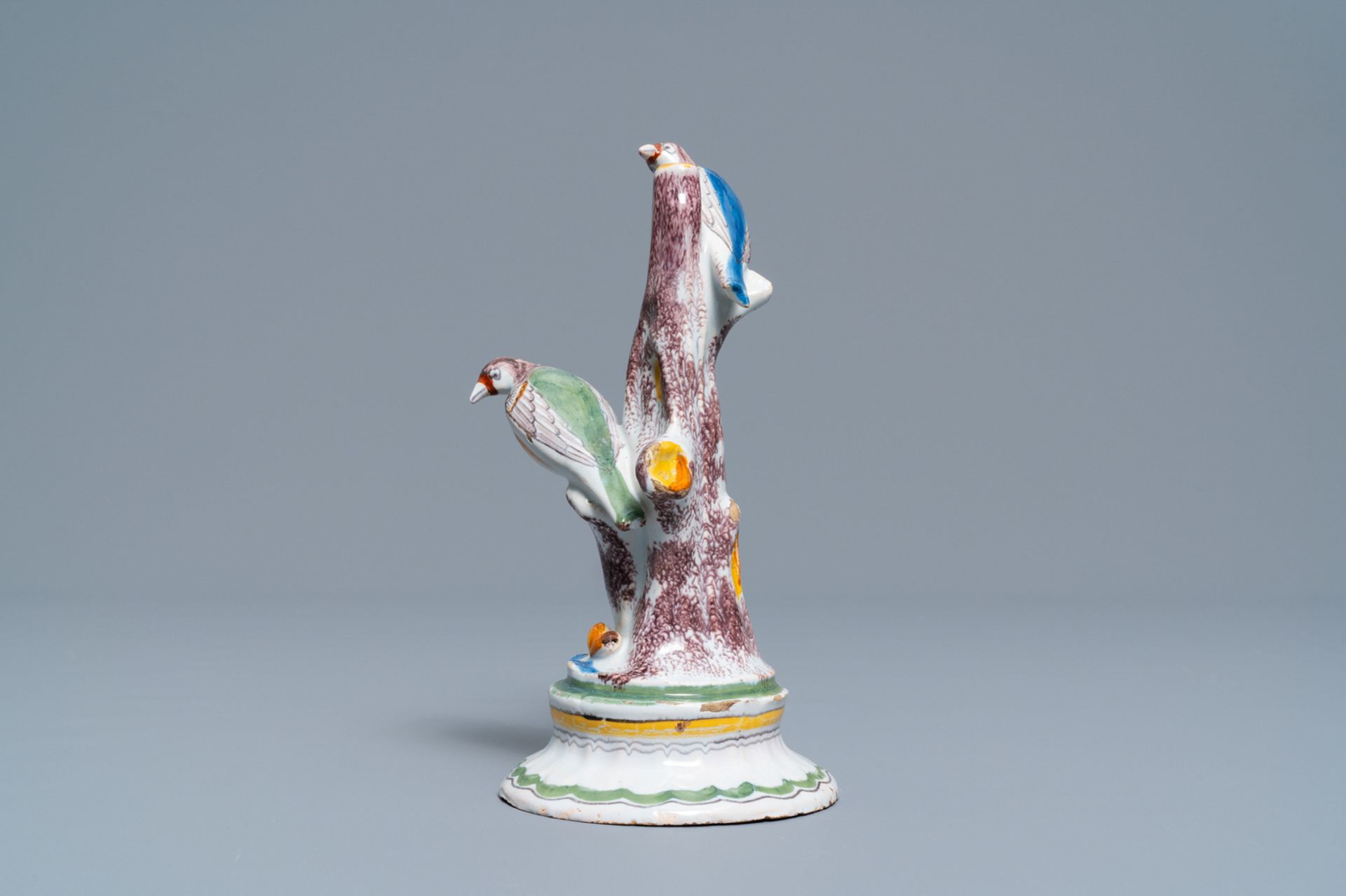 A polychrome Brussels faience group of a tree with birds, 18th C. - Image 4 of 6