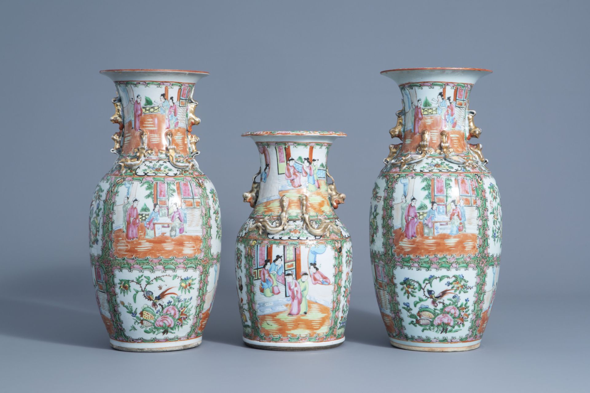 Three Chinese Canton famille rose vases, 19th/20th C. - Image 3 of 6