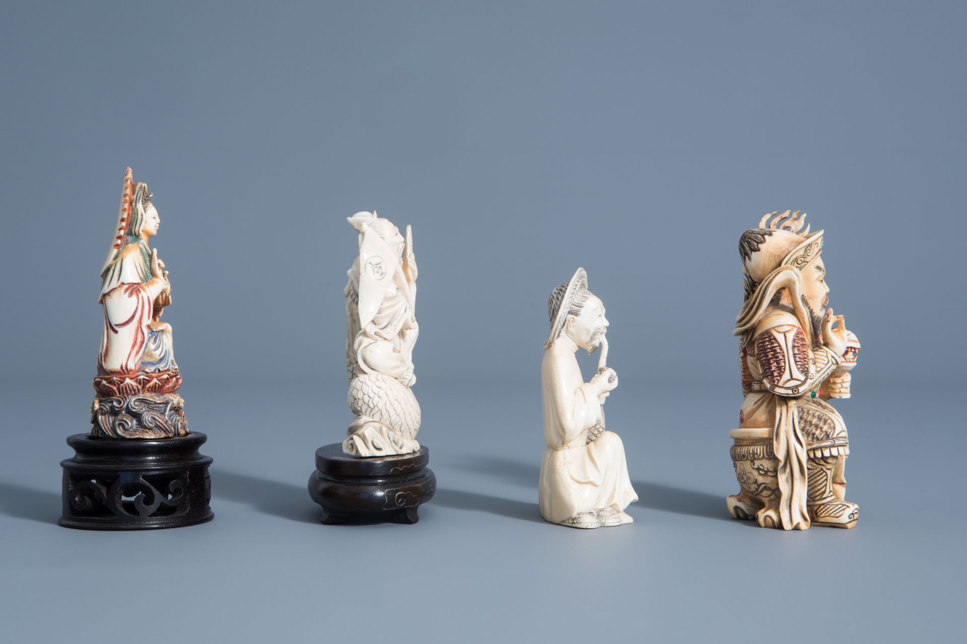 Four various Chinese carved figures, 19th/20th C. - Image 3 of 9