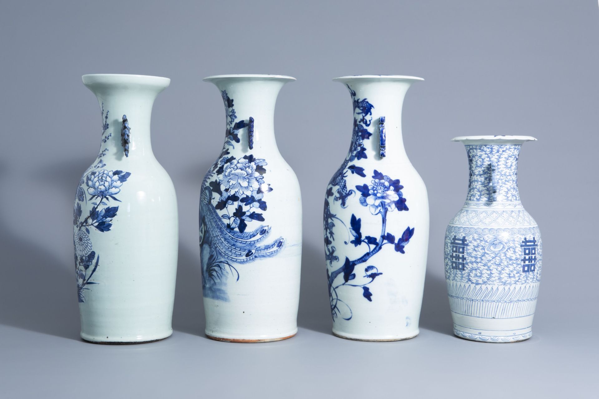 Three Chinese blue and white celadon ground vases with different designs and a blue and white vase, - Bild 5 aus 10