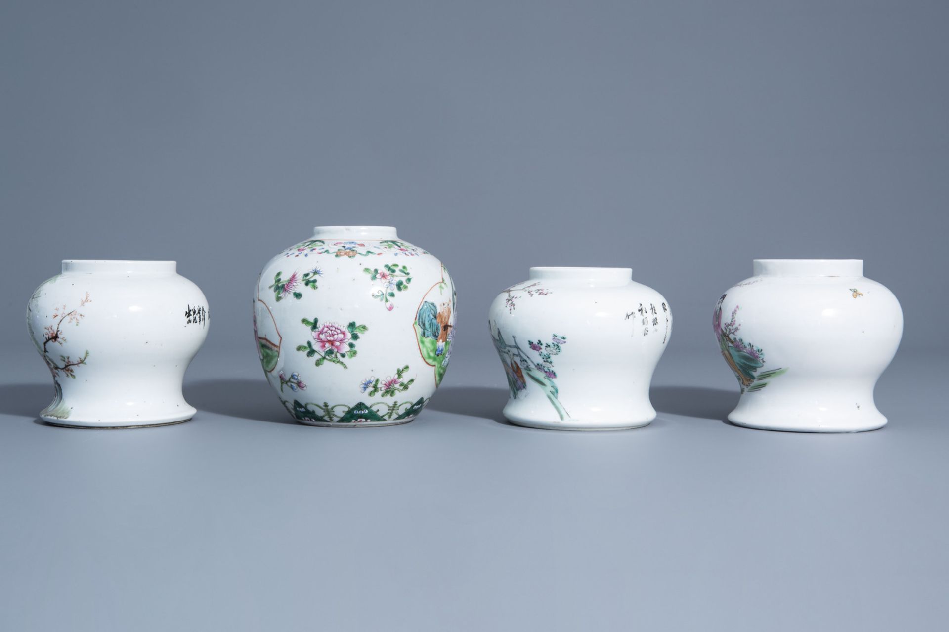 Seven Chinese blue and white and famille rose jars, 19th/20th C. - Bild 5 aus 13