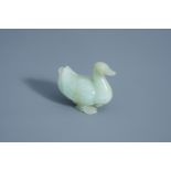 A Chinese model of a jade duck, 19th/20th C.