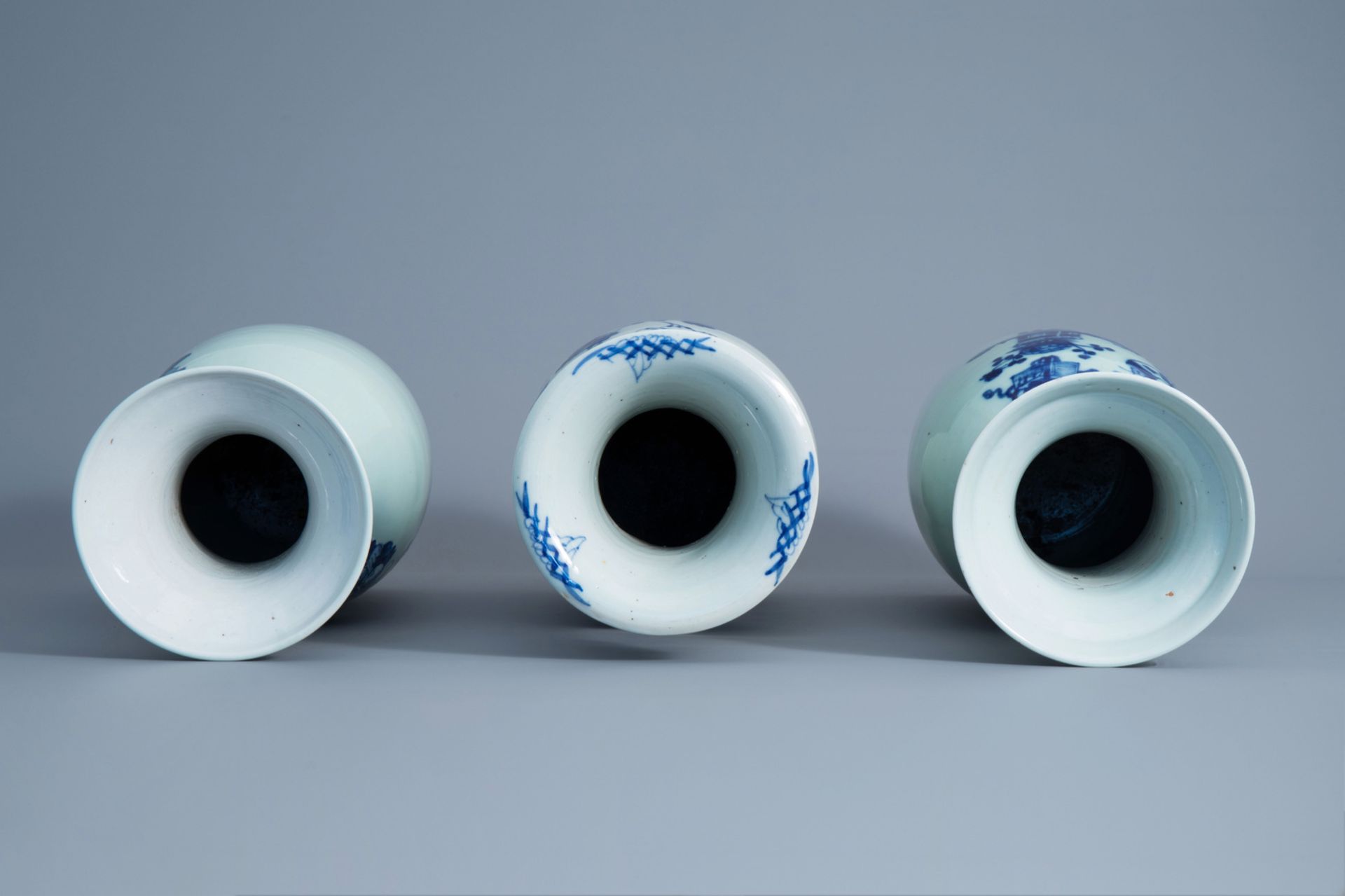 Three Chinese blue and white celadon vases with antiquities and birds among blossoms, 19th C. - Image 6 of 7