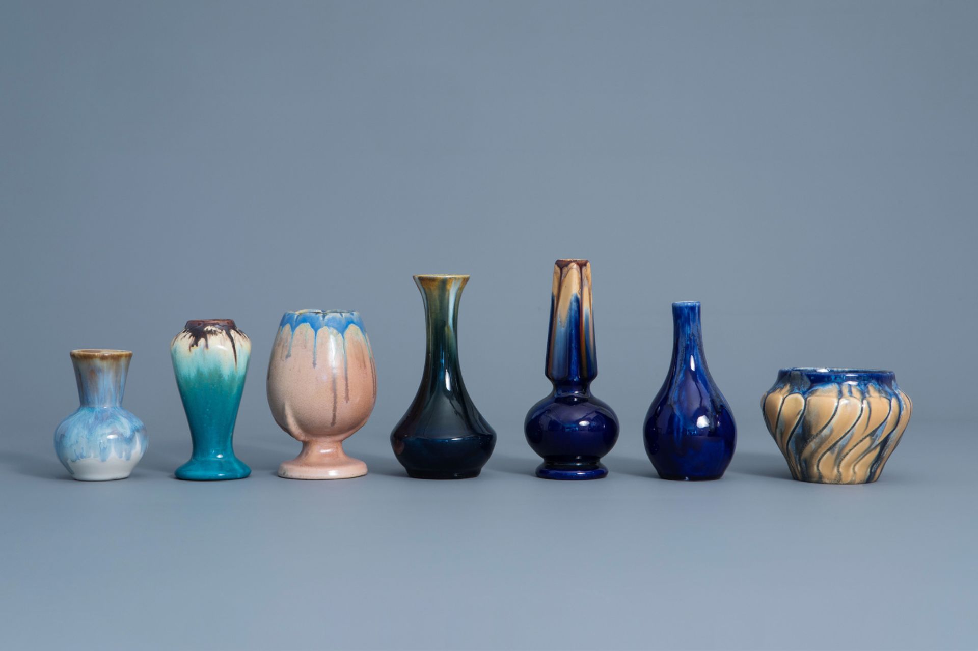 Fourteen polychrome Art Nouveau vases, a.o. Thulin and Astoria, first half of the 20th C. - Bild 8 aus 13
