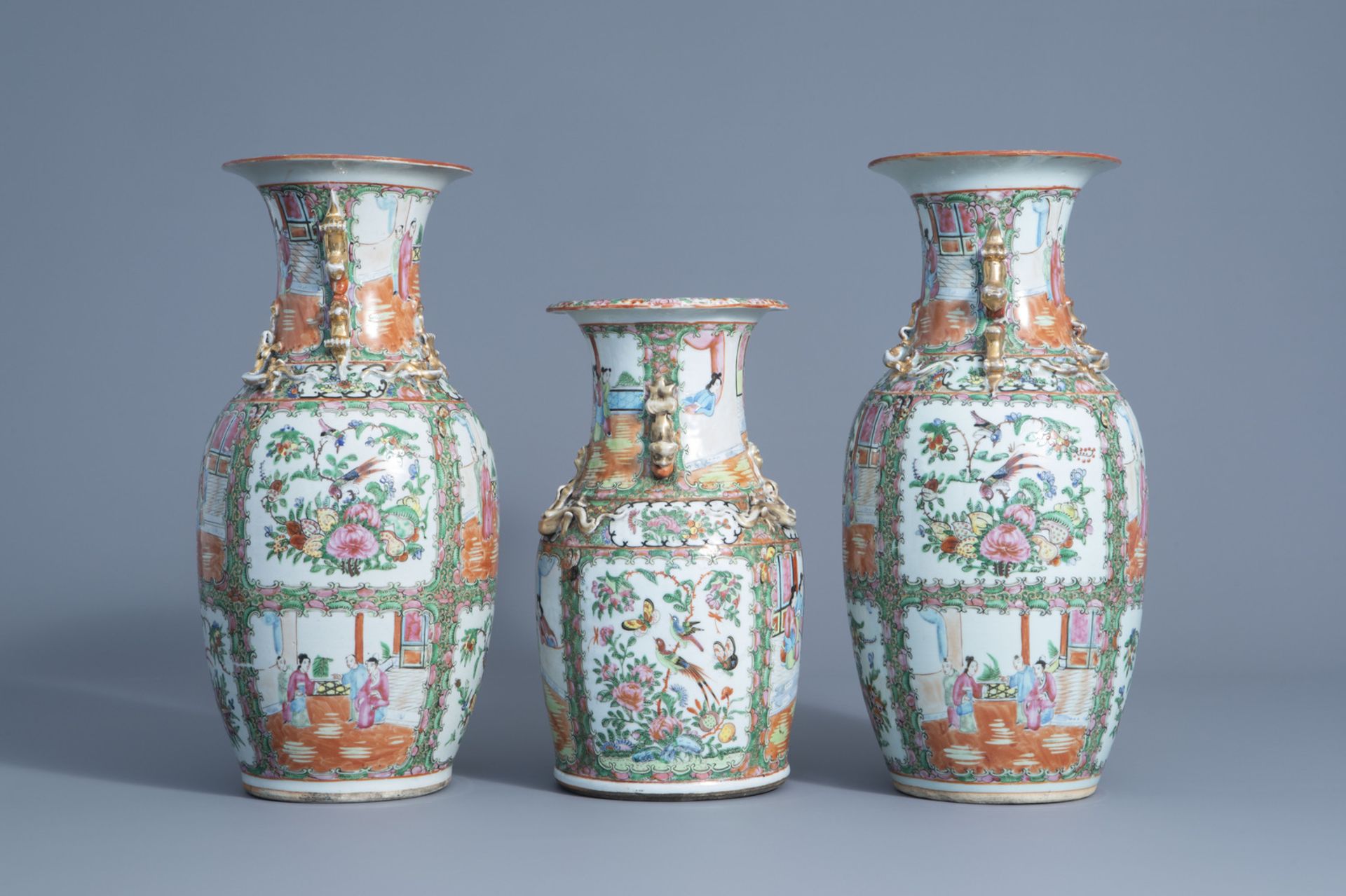 Three Chinese Canton famille rose vases, 19th/20th C. - Image 4 of 6