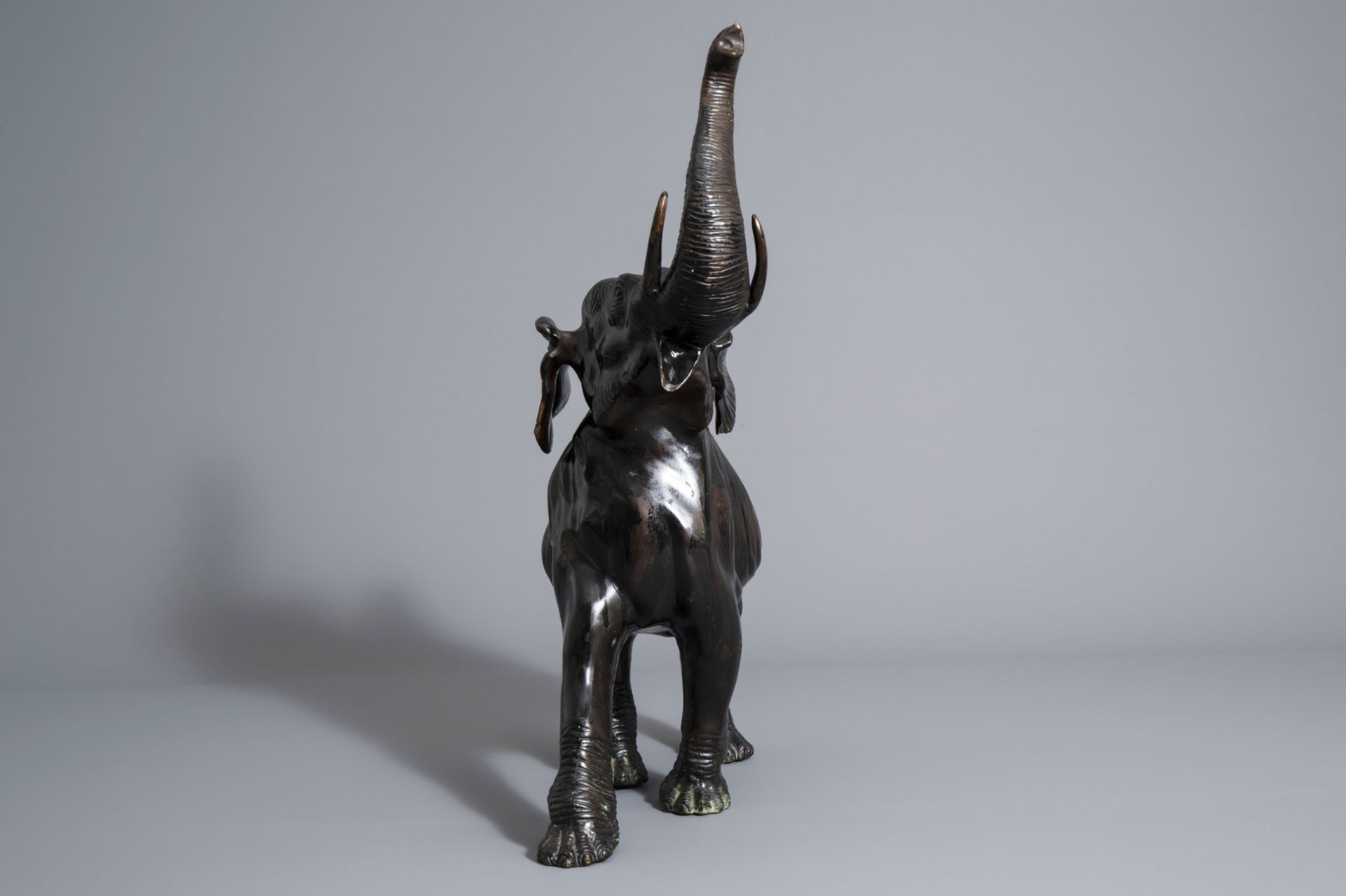 A patinated bronze elephant, probably France, 20th C. - Image 5 of 8
