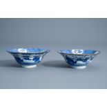 A pair of Chinese blue and white 'Bleu de Hue' bowls for the Vietnamese market, Kangxi mark, 19th C.