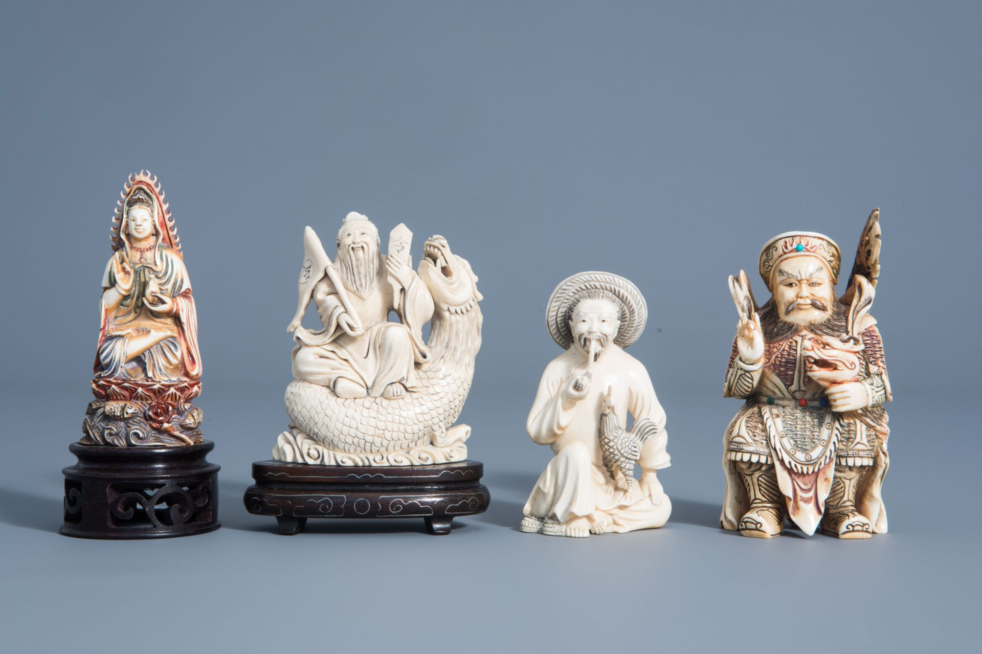 Four various Chinese carved figures, 19th/20th C. - Image 2 of 9