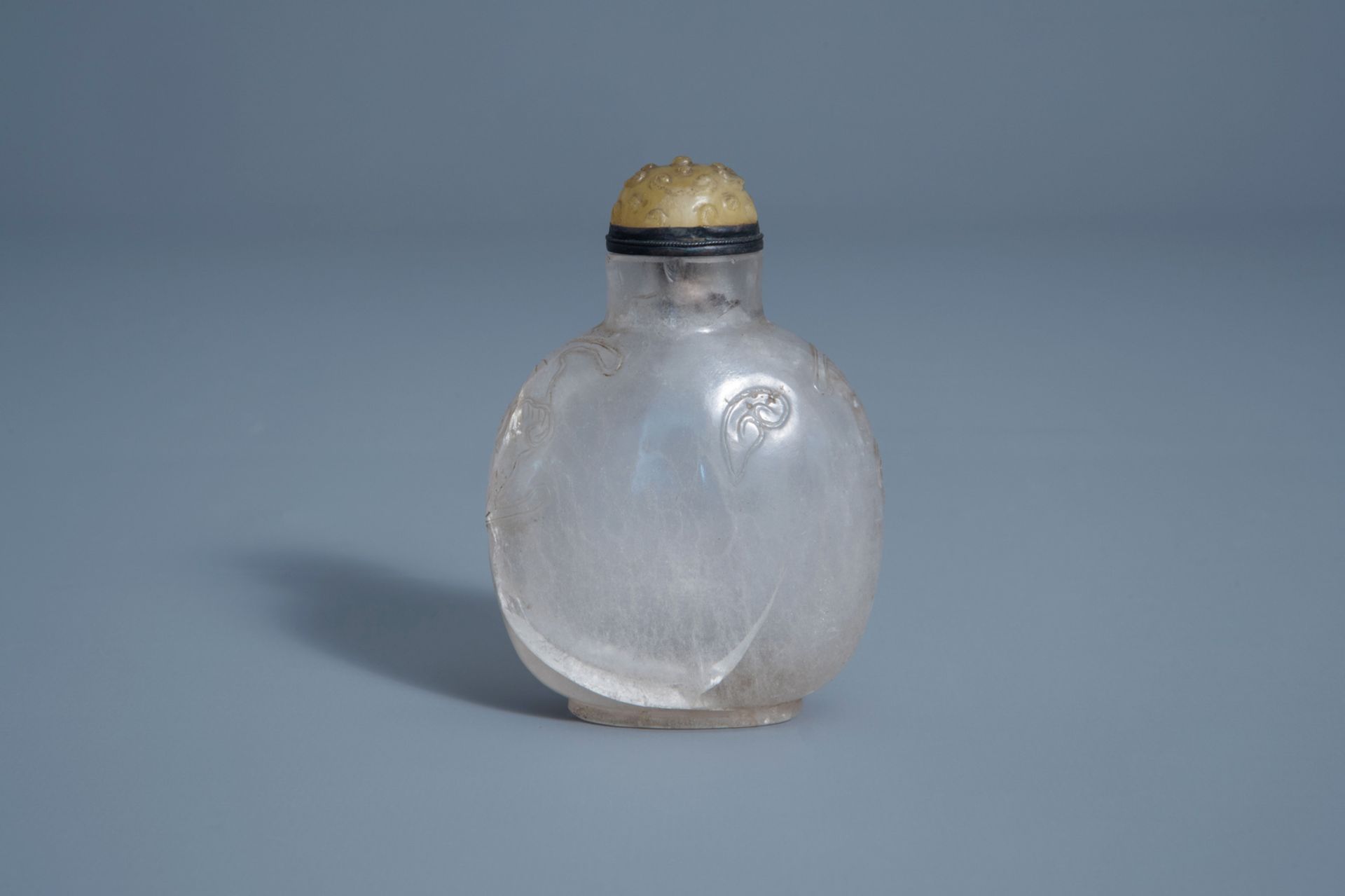 A Chinese rock crystal snuff bottle, 19th C. - Image 3 of 6