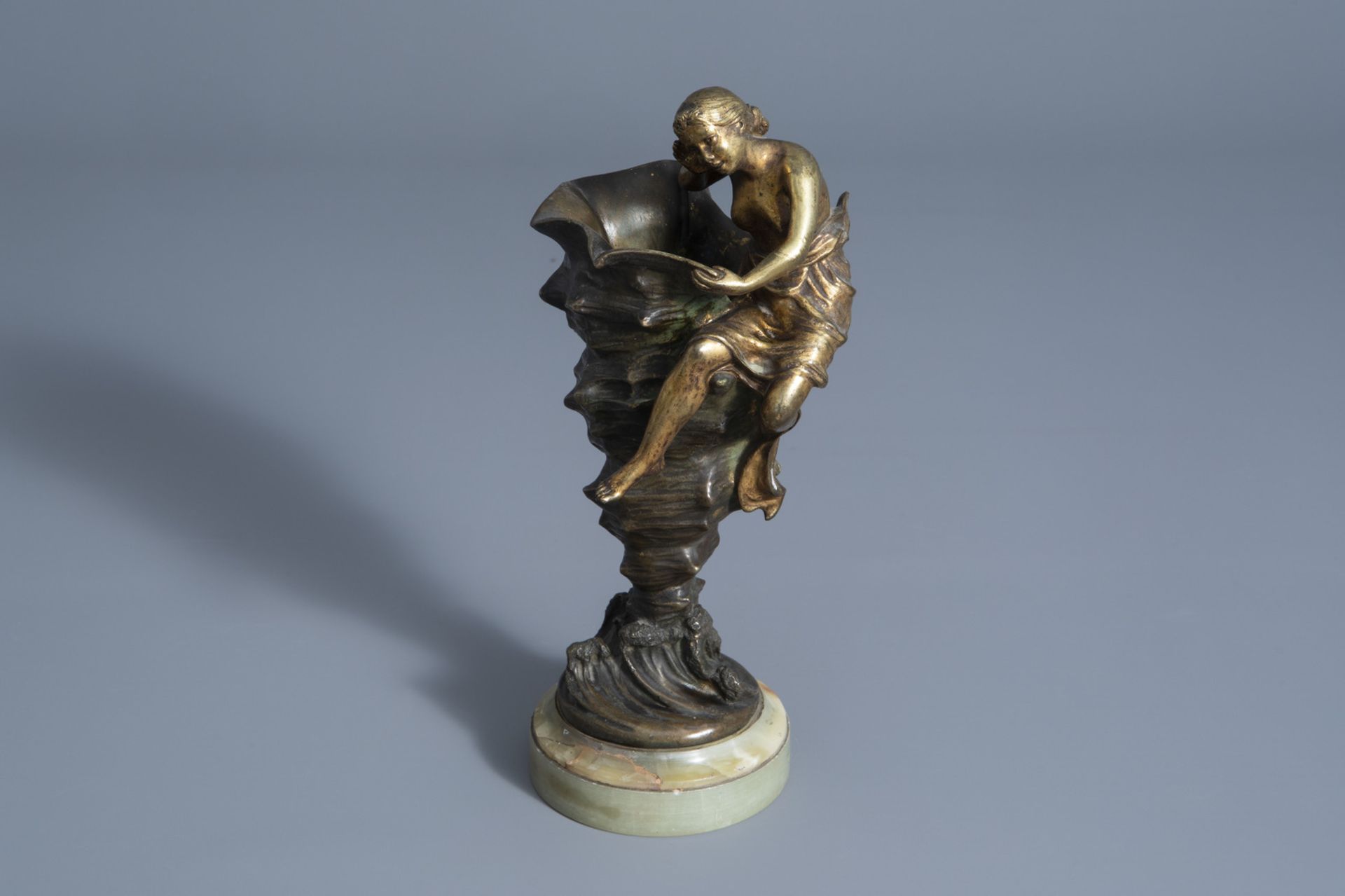 Joe Descomps (1869-1950): Rustling of the water, patinated bronze on an onyx marble base