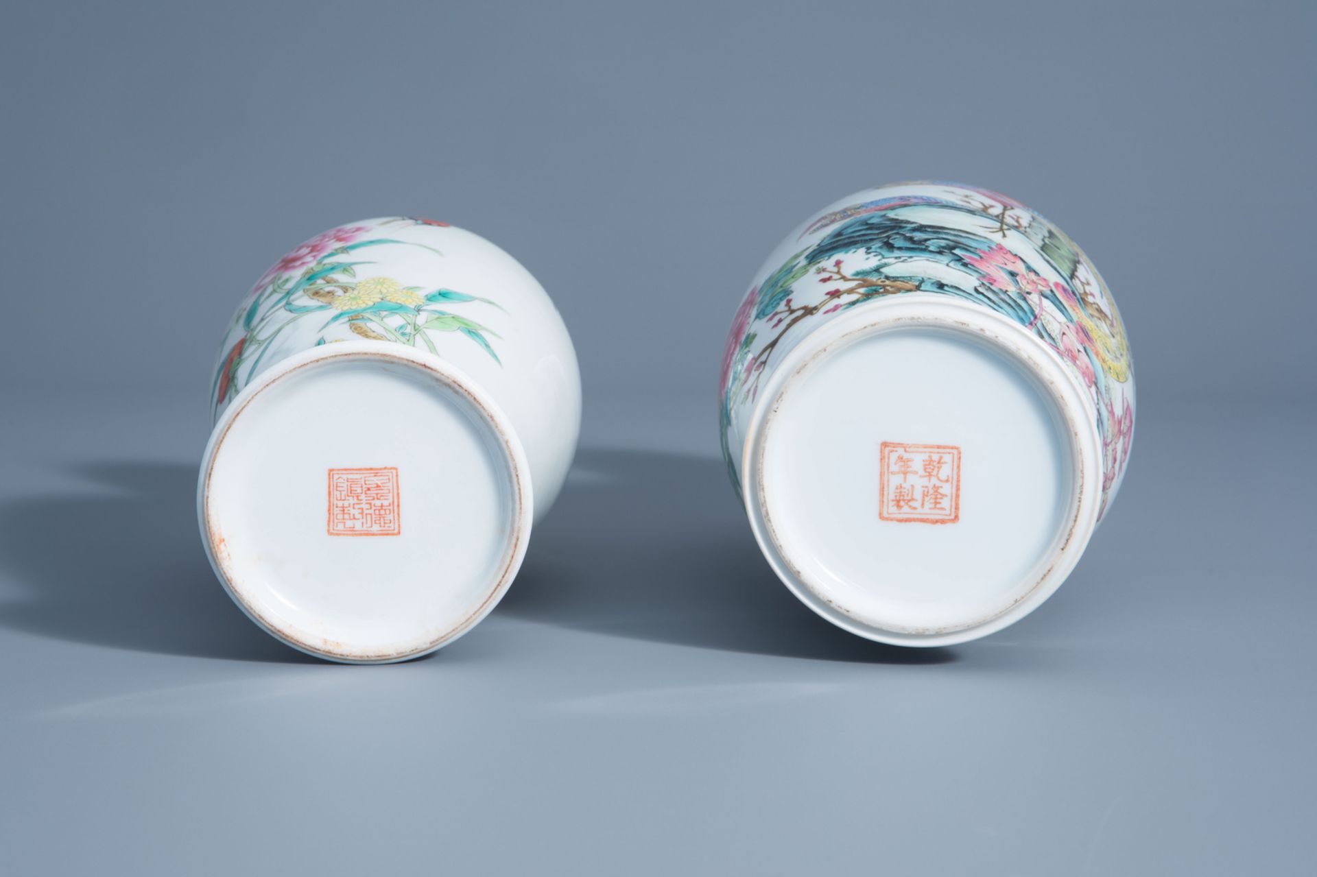 Two Chinese famille rose vases with birds among blossoming branches, 20th C. - Image 6 of 6