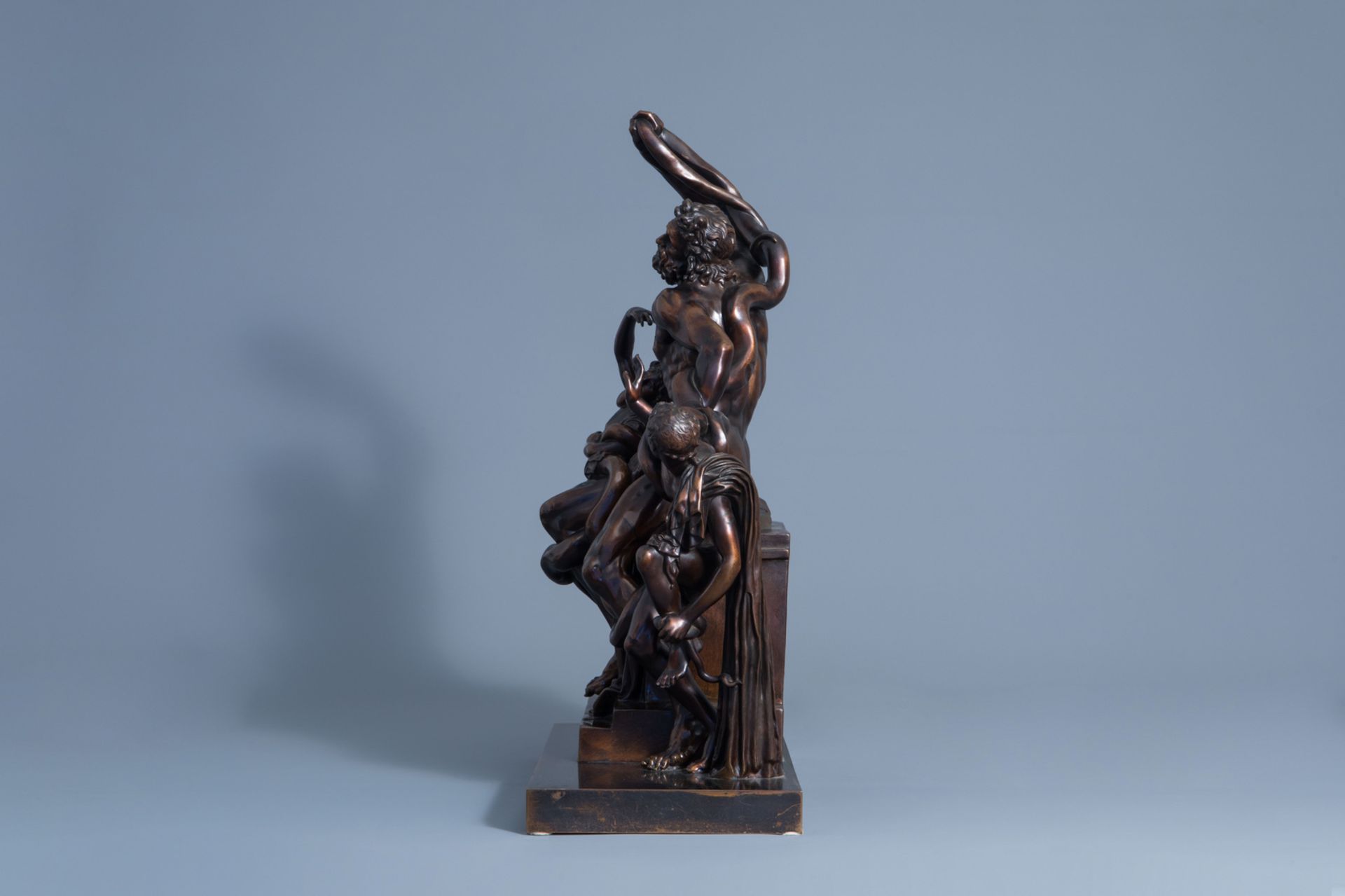 After the antiques: Laocošn and his sons, patinated bronze, France, 19th C. - Image 5 of 9