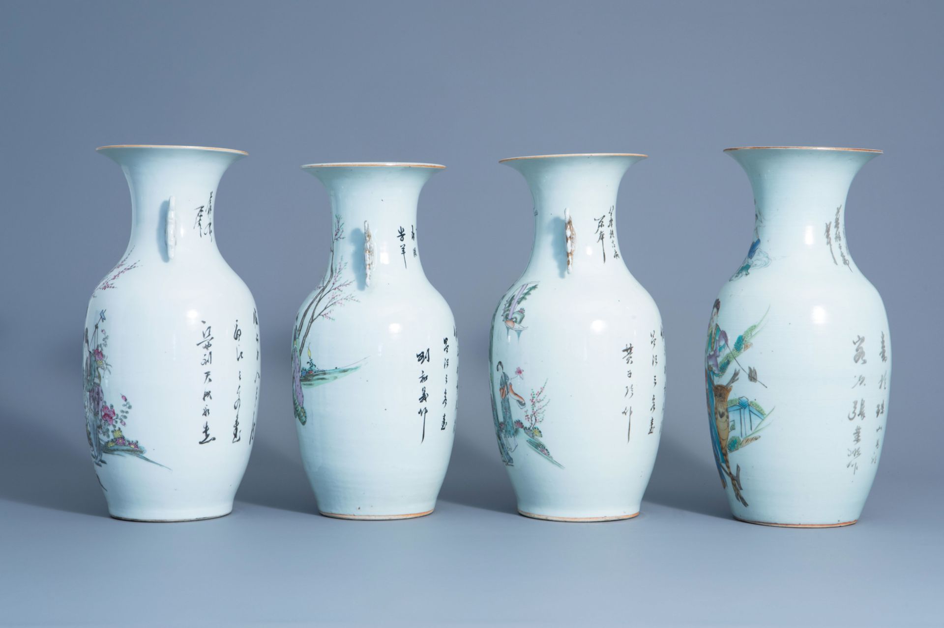 Four various Chinese famille rose vases, 19th/20th C. - Bild 4 aus 6