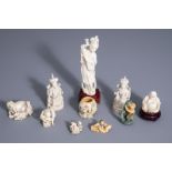 A varied collection of Chinese and Japanese carvings, 19th and early 20th C.