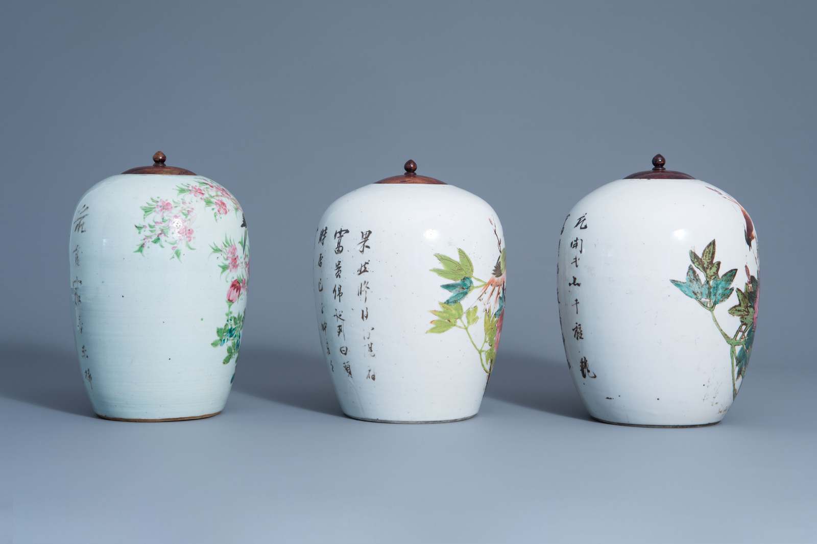 Three Chinese qianjiang cai jars with birds among flowering branches, 19th/20th C. - Image 2 of 8