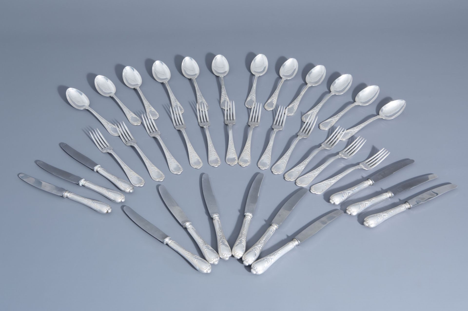 An 84-piece silver plated rococo style cutlery set with matching box, Solingen, Germany, first half - Image 3 of 11