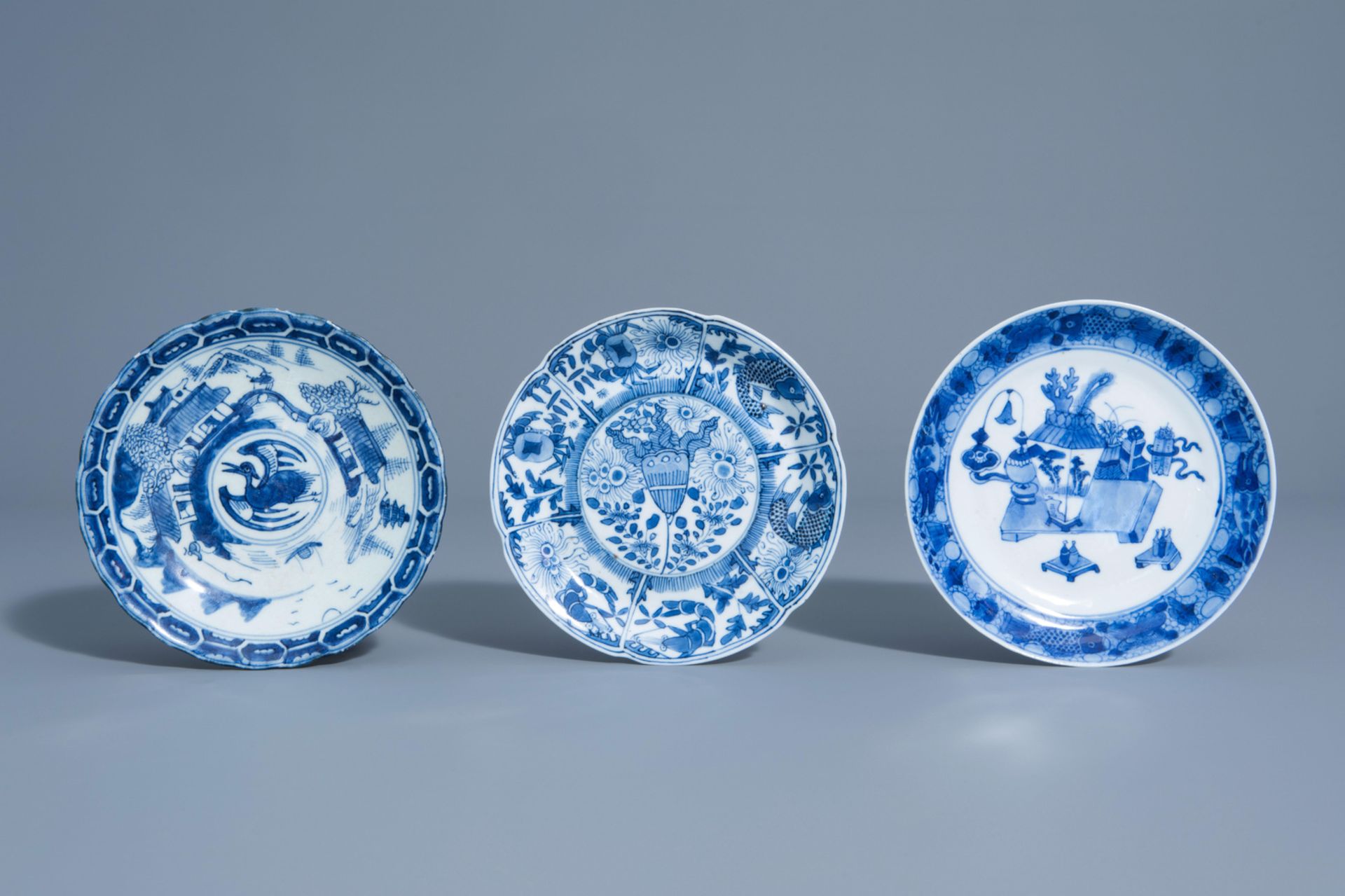 A varied collection of Chinese blue and white porcelain, 18th C. and later - Bild 2 aus 15