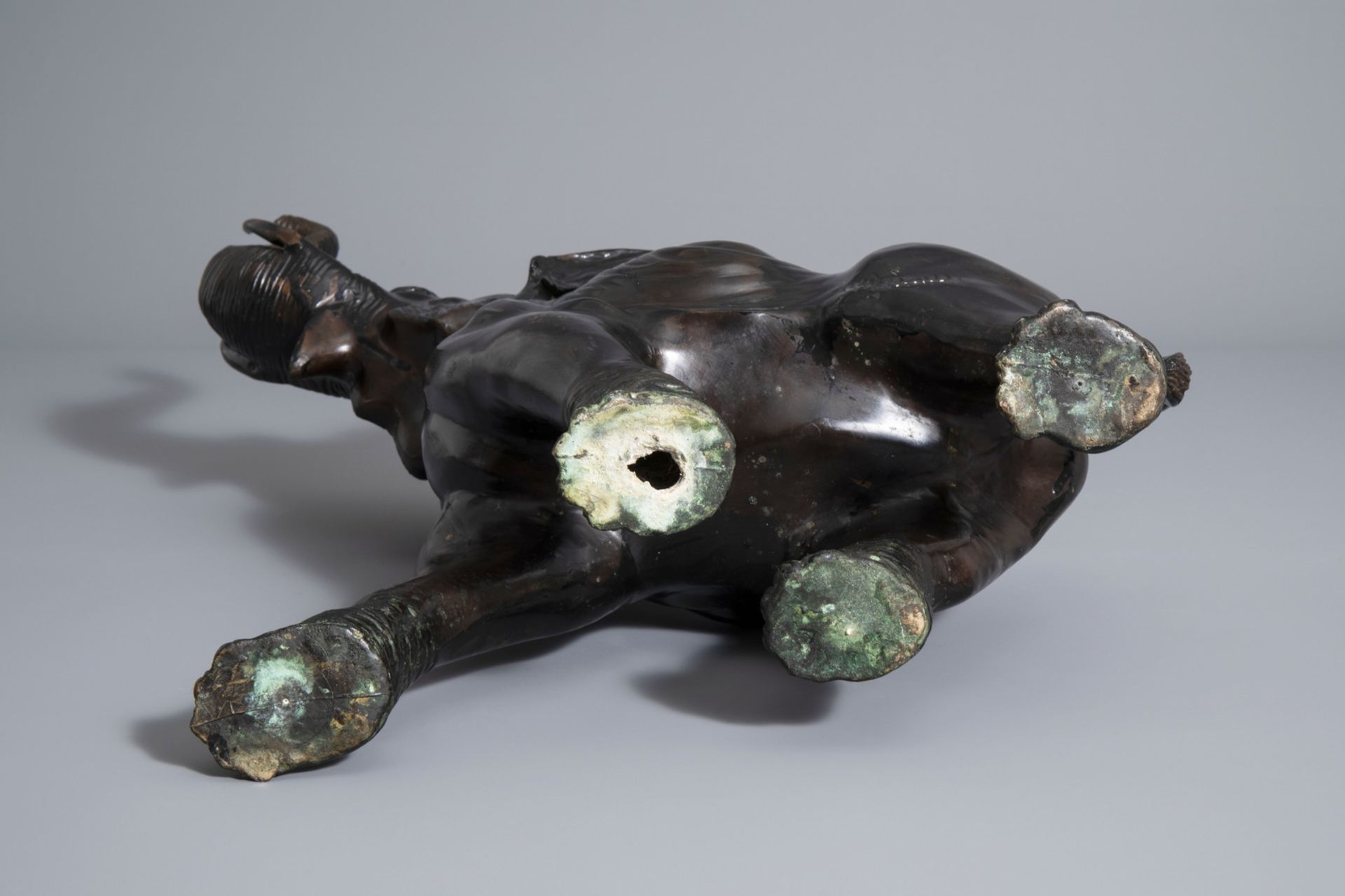 A patinated bronze elephant, probably France, 20th C. - Image 7 of 8