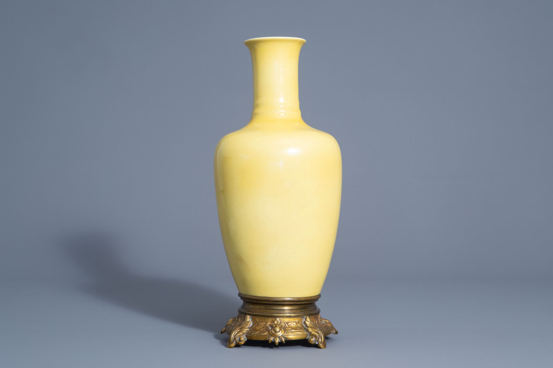 A Chinese bronze mounted monochrome yellow vase, 19th/20th C. - Image 3 of 7