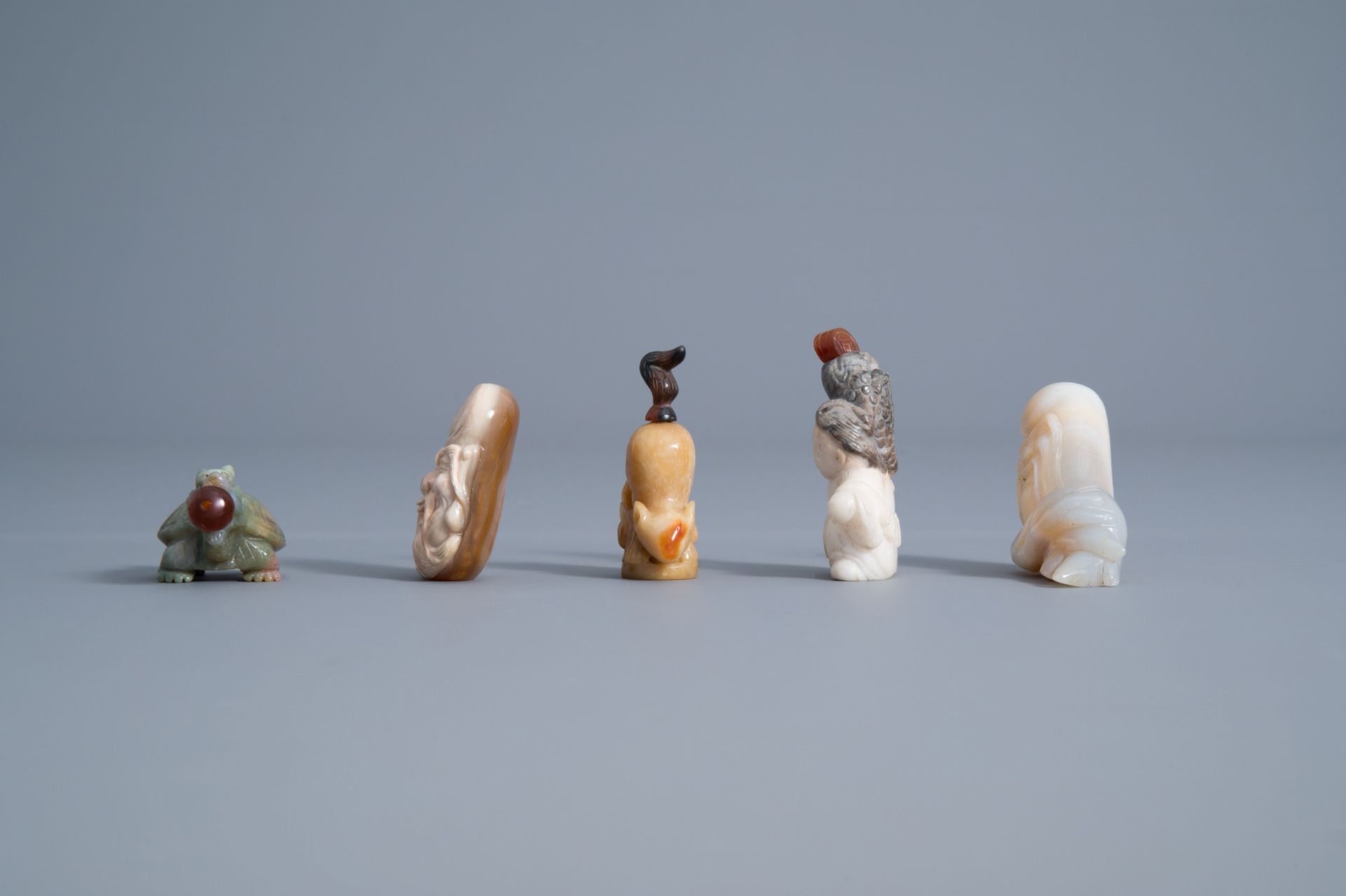 Ten various Chinese carved stone snuff bottles, 19th/20th C. - Image 11 of 13