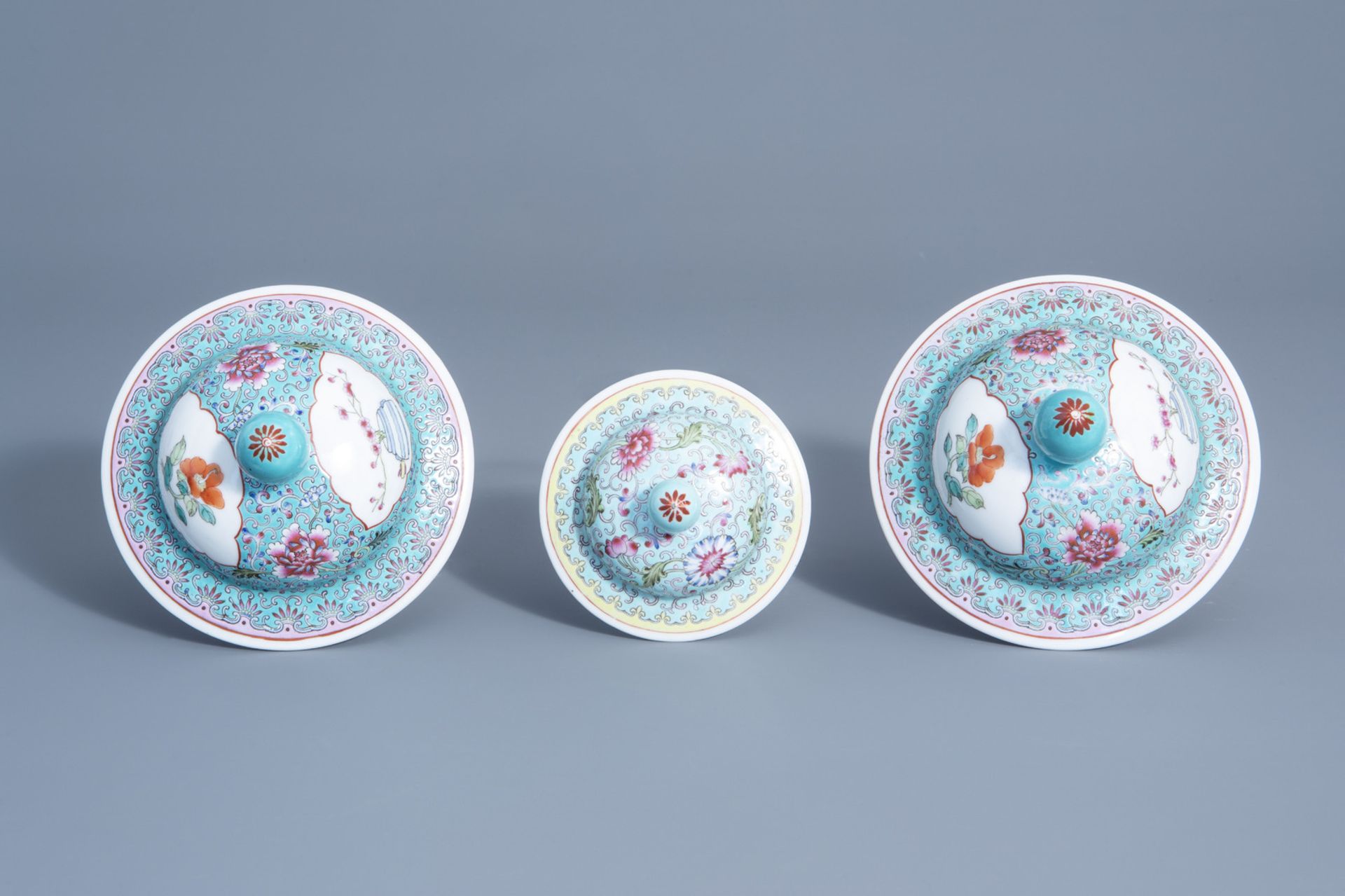 Three Chinese famille rose turquoise ground vases and covers, Qianlong mark, 20th C. - Image 8 of 8