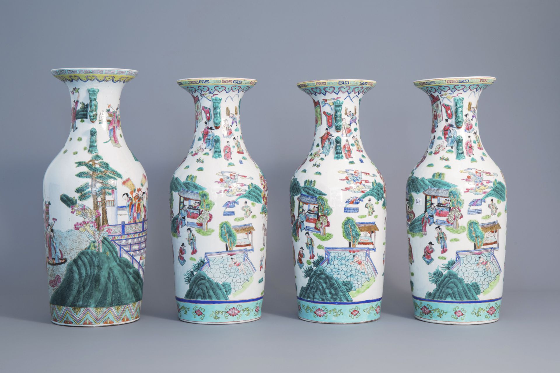 Four Chinese famille rose vases with figurative design all around, 20th C. - Bild 2 aus 6