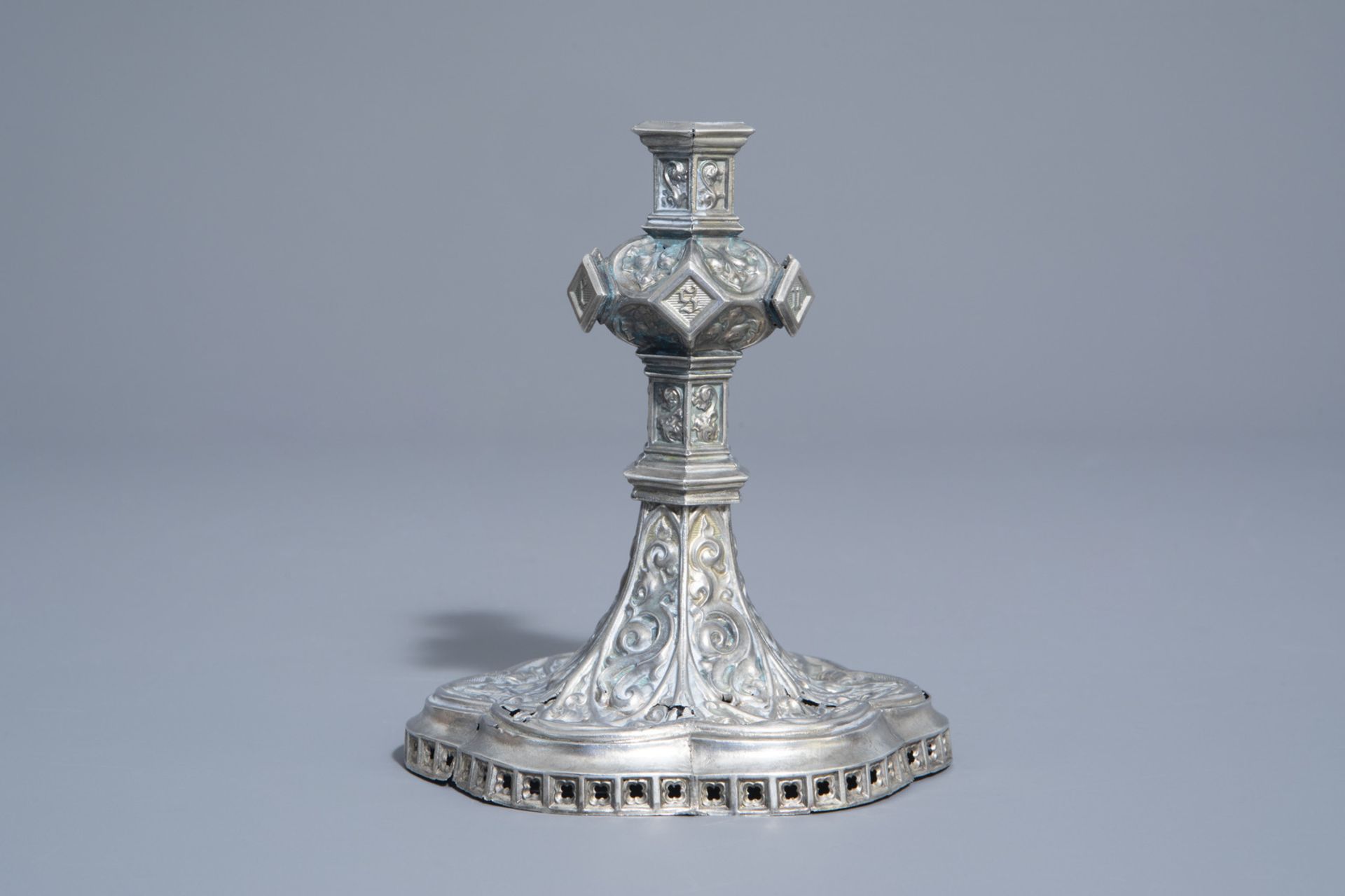 A silver plated Gothic Revival candlestick, France, 19th/20th C. - Bild 5 aus 19