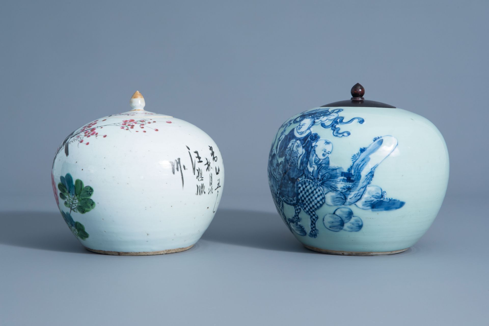 Two Chinese qianjiang cai and blue and white on celadon ground jars and covers with different design - Image 5 of 9