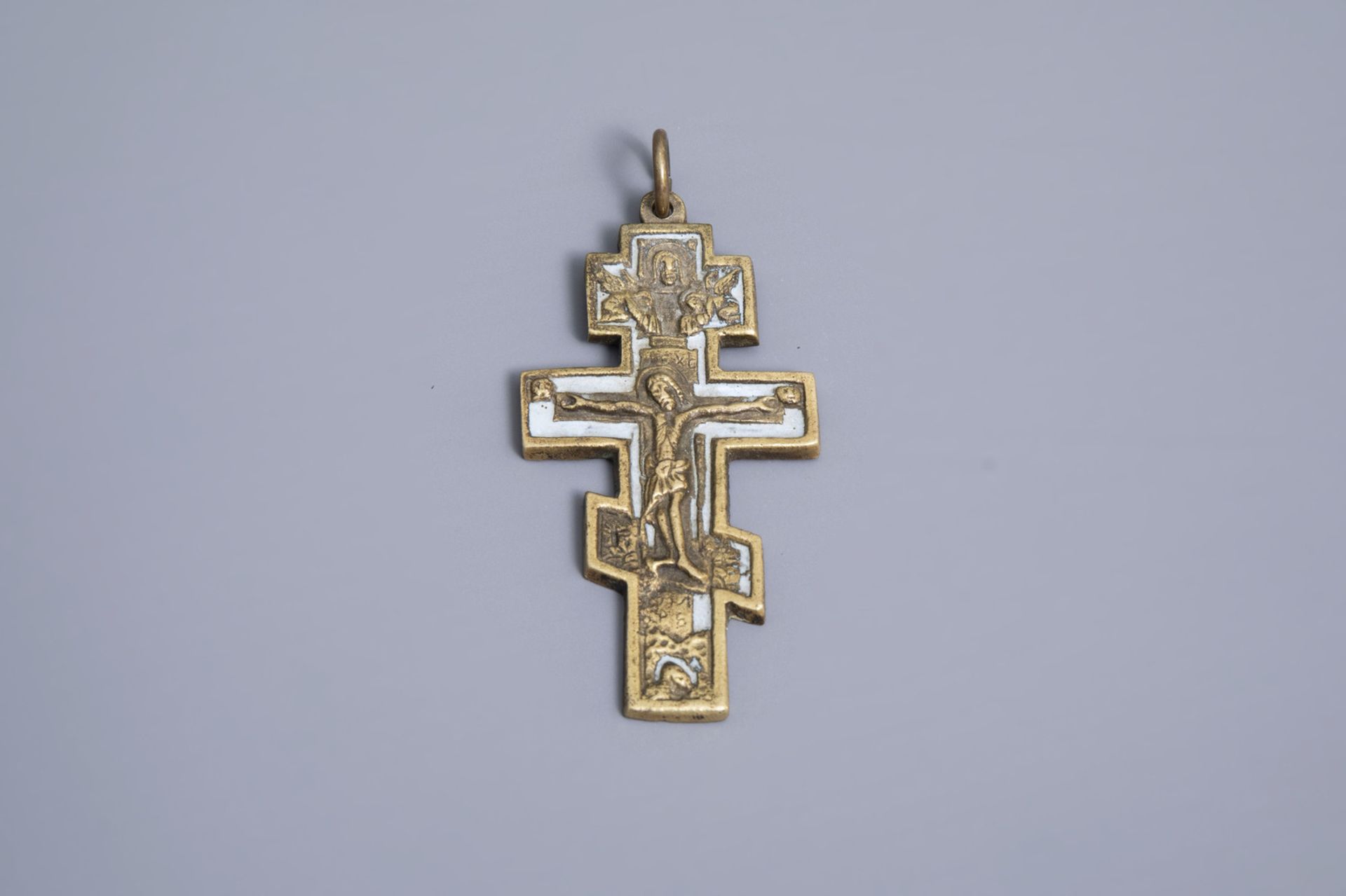 A varied collection of partly silver religious necklaces and crosses, various origins, 19th/20th C. - Image 3 of 12