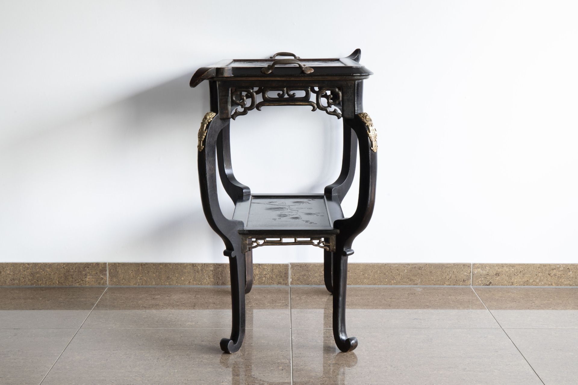 Gabriel Viardot (1830-1906) and/or workshop: A bronze mounted wooden Japonism side table with mother - Image 2 of 9