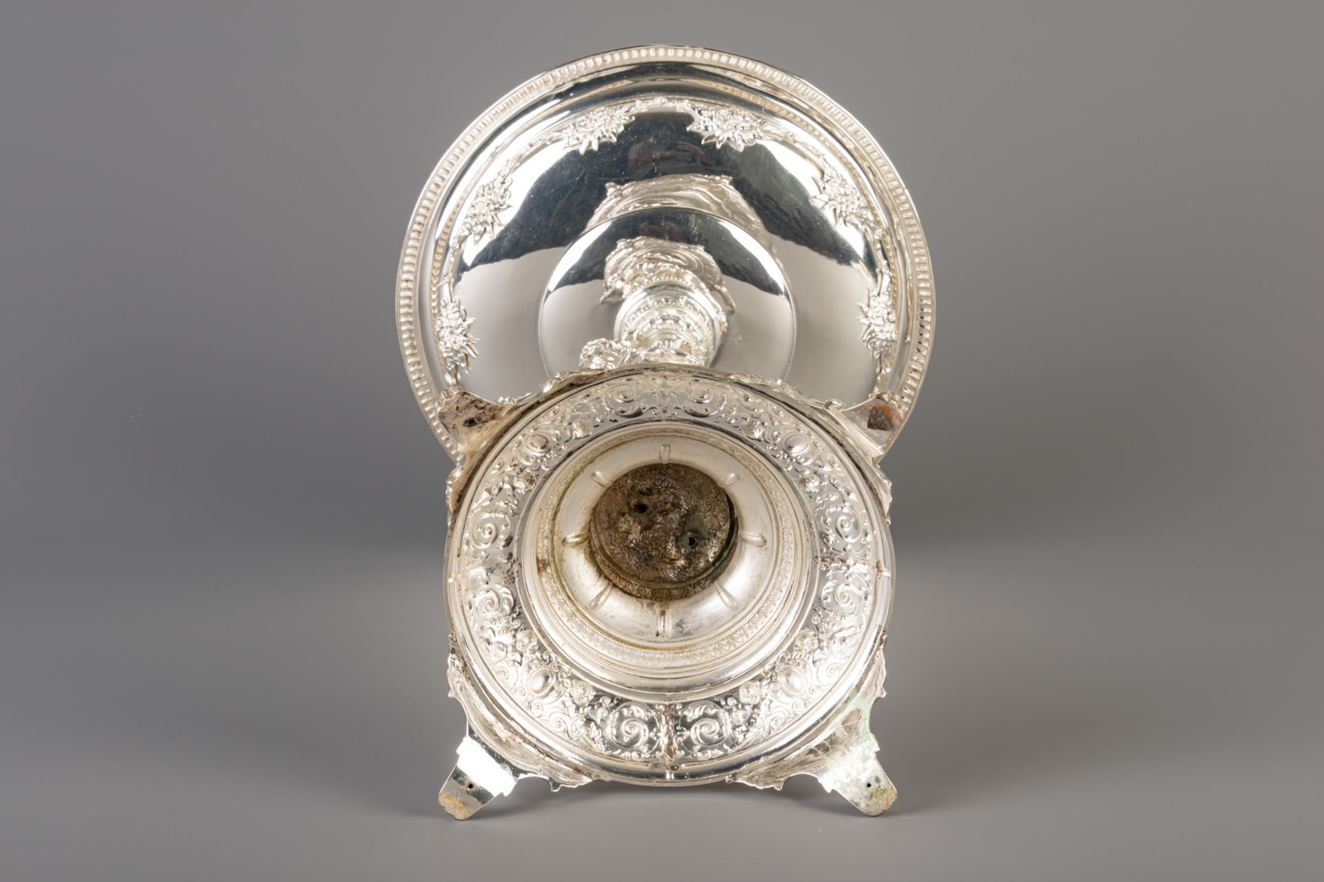 A German silver figural centerpiece with a nobleman and a greyhound during the hunt, 800/000, 19th C - Image 6 of 7