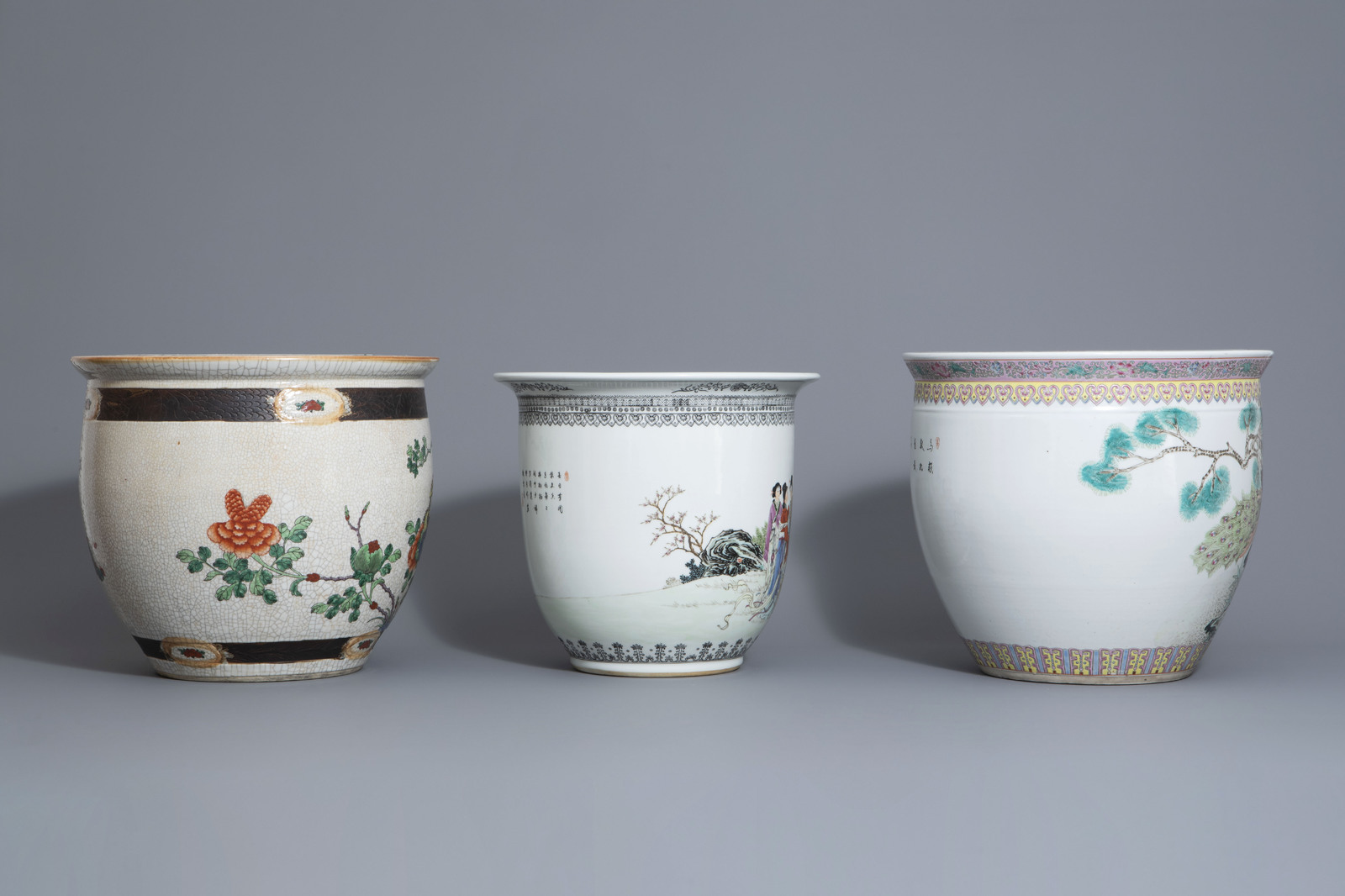 Three Chinese famille rose and Nanking crackle glazed fish bowls and jardinires, 19th/20th C. - Image 3 of 9