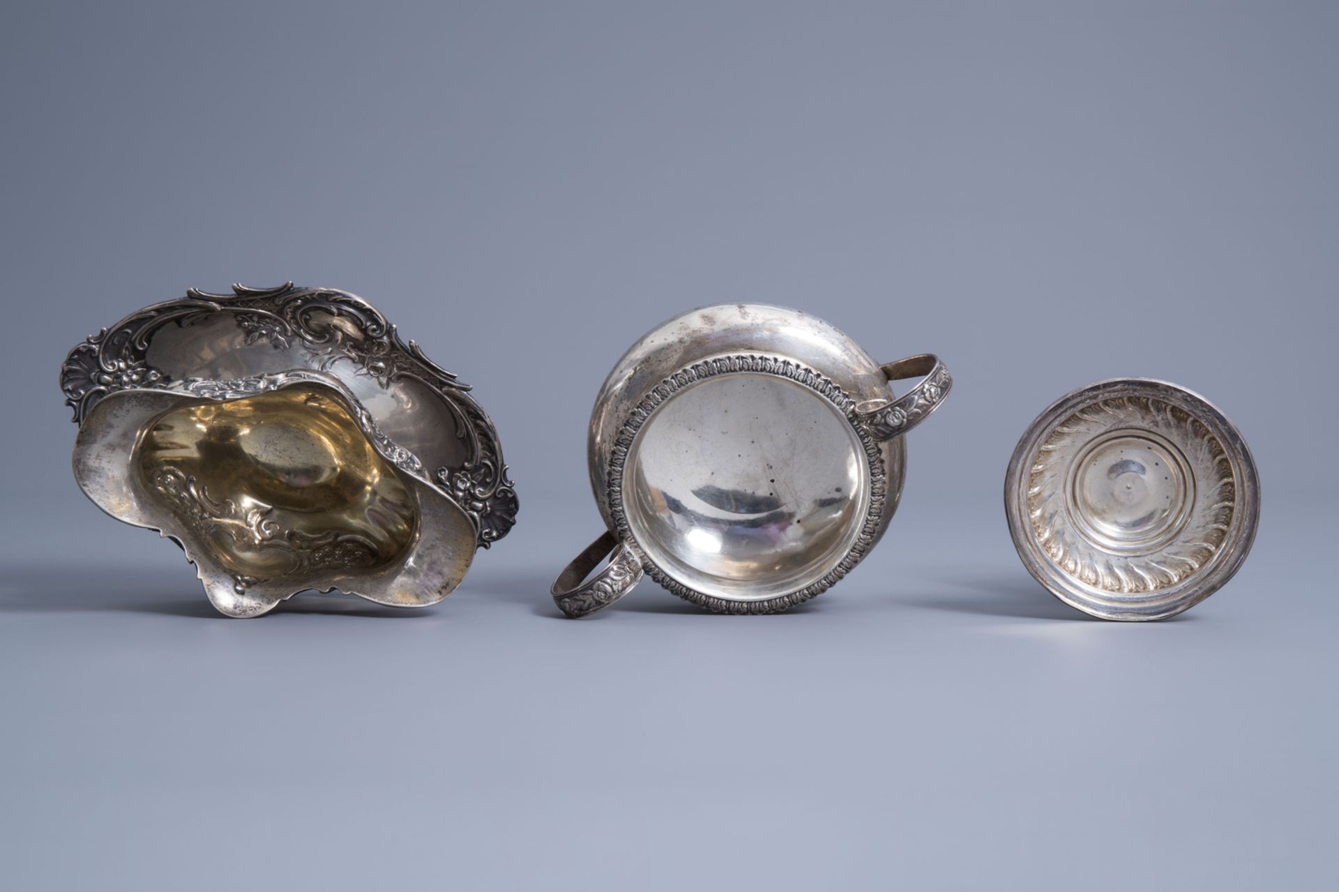 An interesting and varied collection of silver table objects, various origins, 19th/20th C. - Image 21 of 22