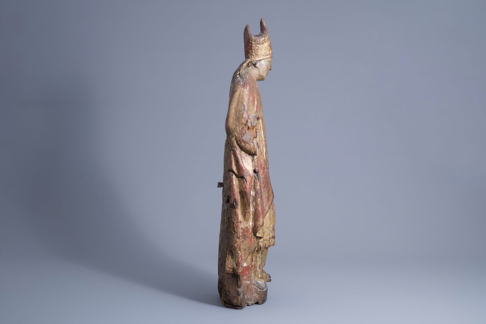 A carved, polychrome painted and gilt wooden figure of a bishop, Southern Netherlands, Flanders, 16t - Image 3 of 7