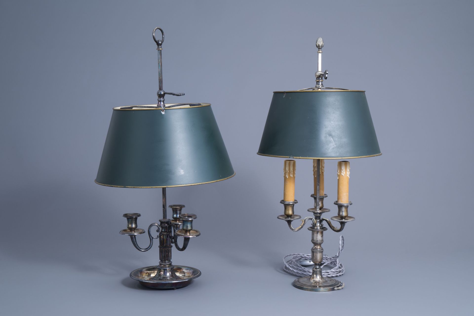 Two French silver plated Maison Charles bouillotte three-light lamps, third quarter of the 20th C. - Image 4 of 9