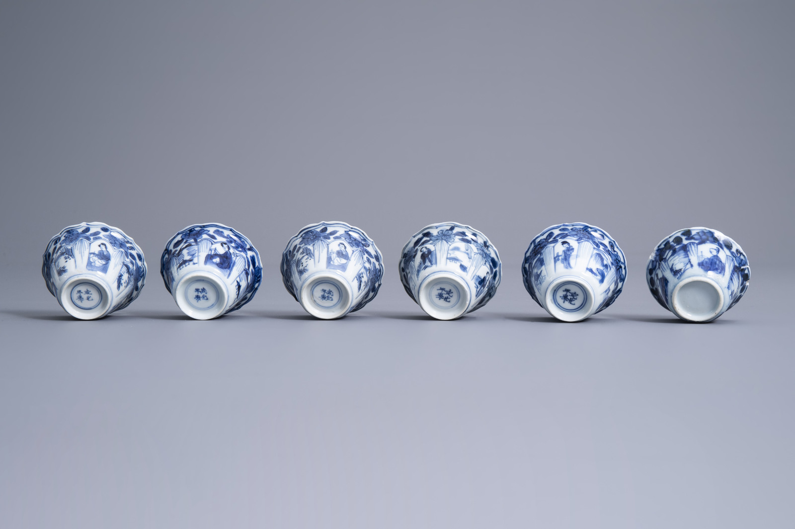 Nine Chinese blue and white cups and fourteen saucers, Kangxi - Image 10 of 16