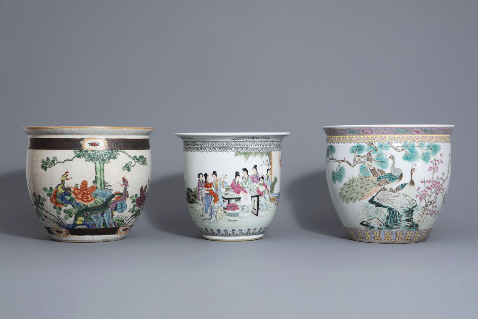 Three Chinese famille rose and Nanking crackle glazed fish bowls and jardinires, 19th/20th C. - Image 2 of 9