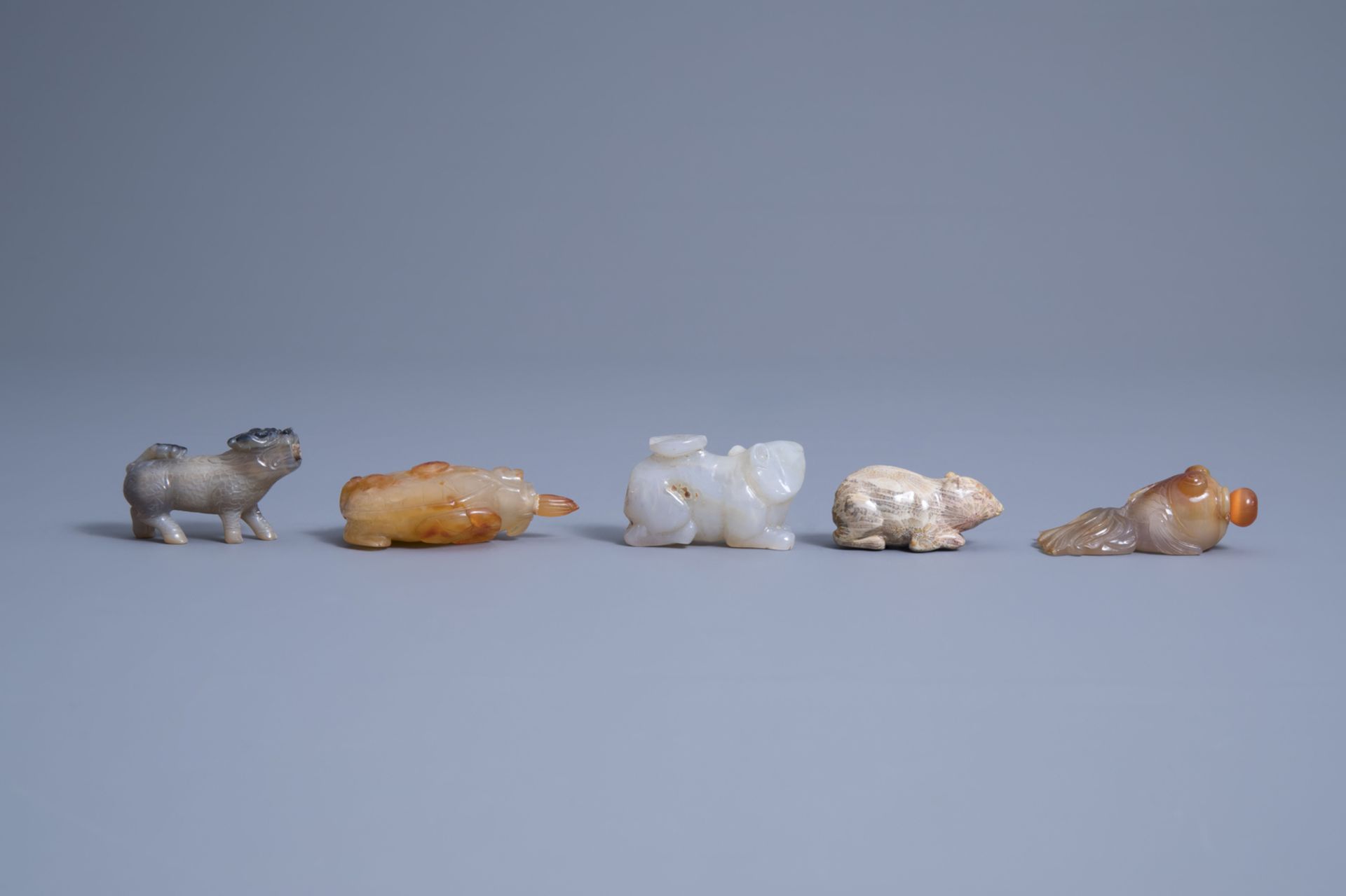 Ten Chinese hardstone and agate snuff bottles, 19th/20th C. - Image 2 of 13